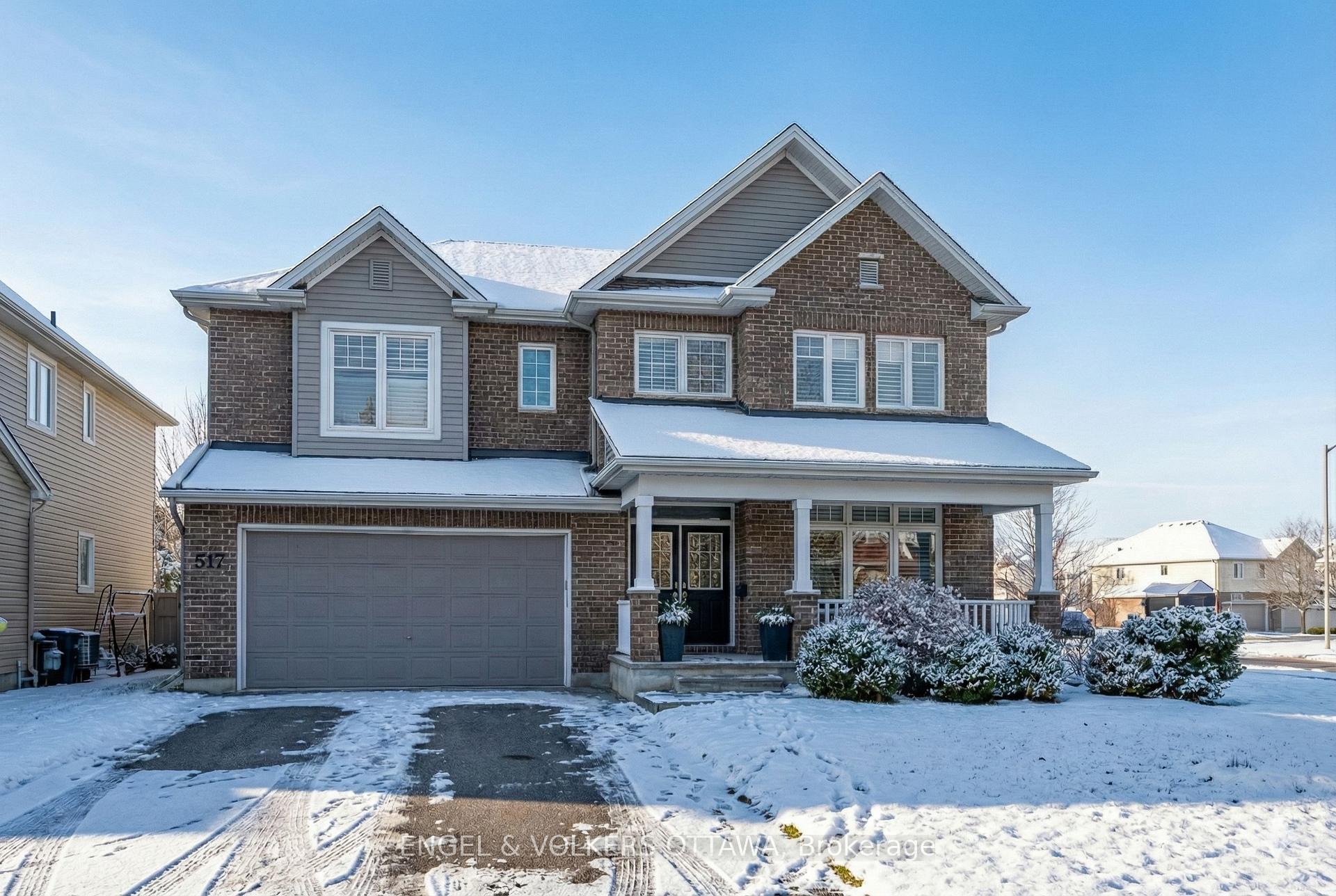 Front of 517 Golden Sedge Way
