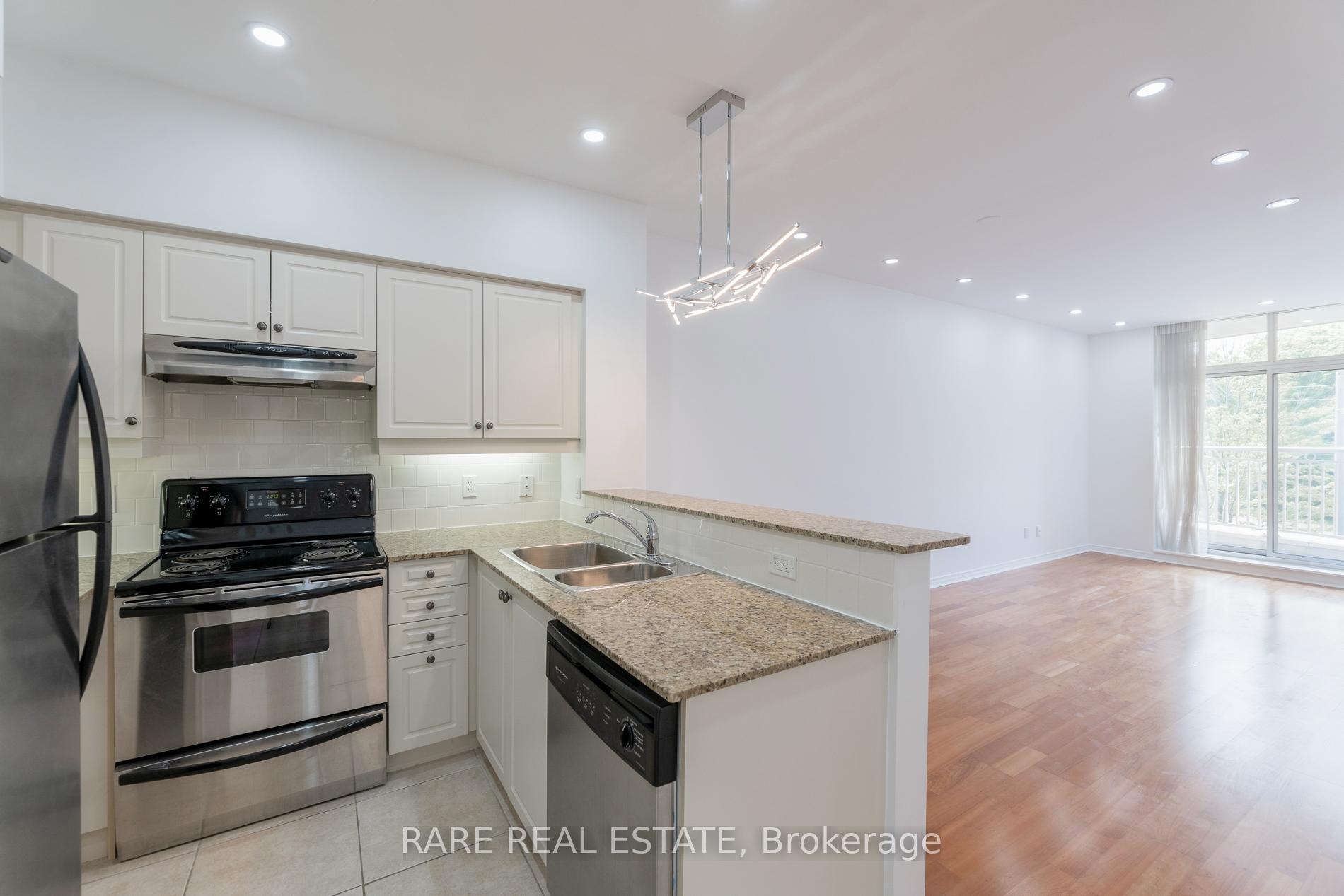 Photo 4 of Unit 214, 451 Rosewell Avenue, Toronto, Lawrence Park South — HOMEH