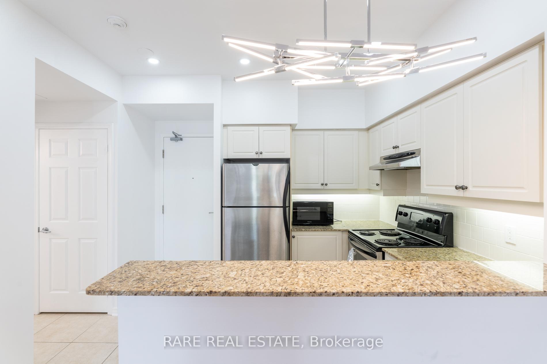 Photo 3 of Unit 214, 451 Rosewell Avenue, Toronto, Lawrence Park South — HOMEH