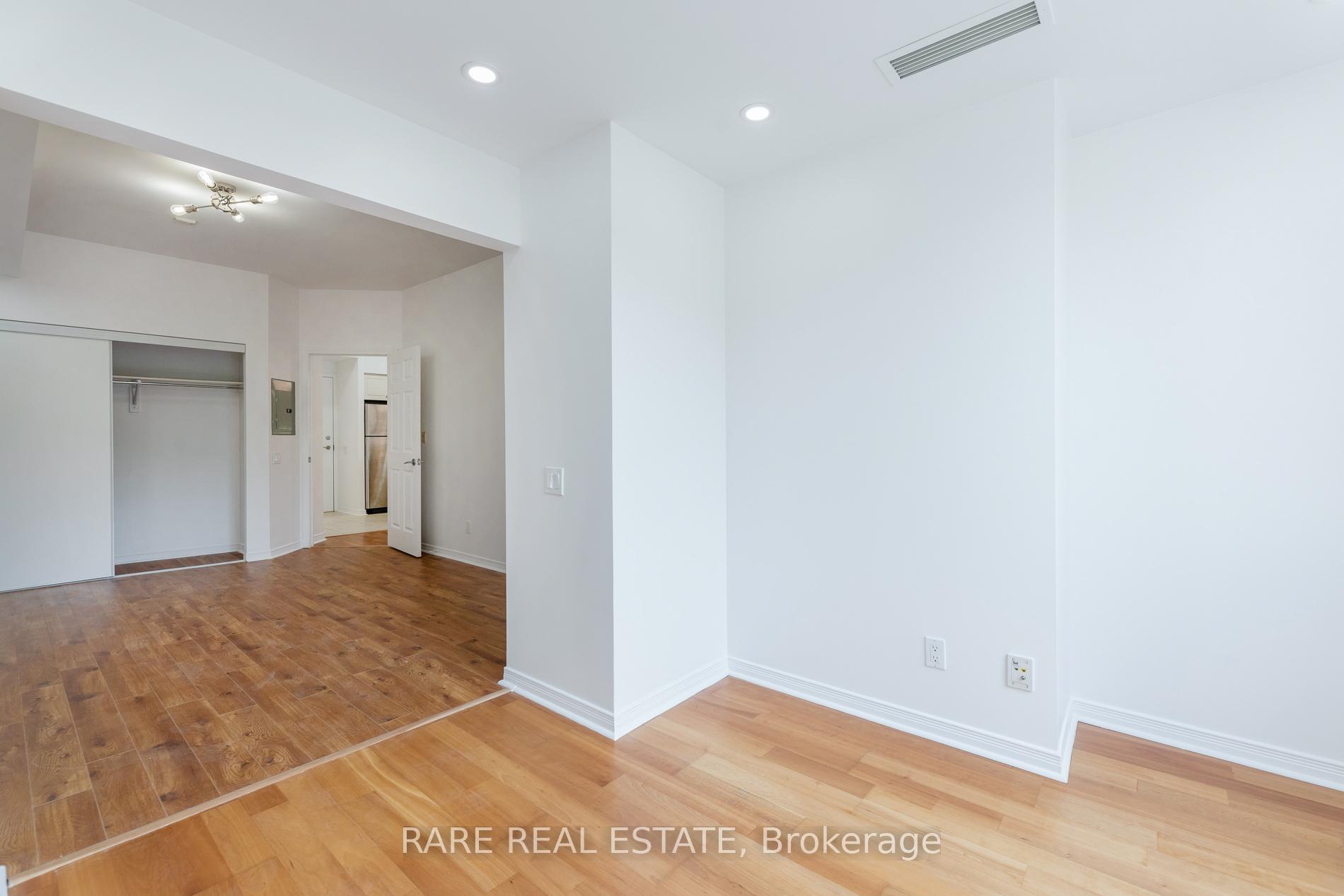 Photo 7 of Unit 214, 451 Rosewell Avenue, Toronto, Lawrence Park South — HOMEH