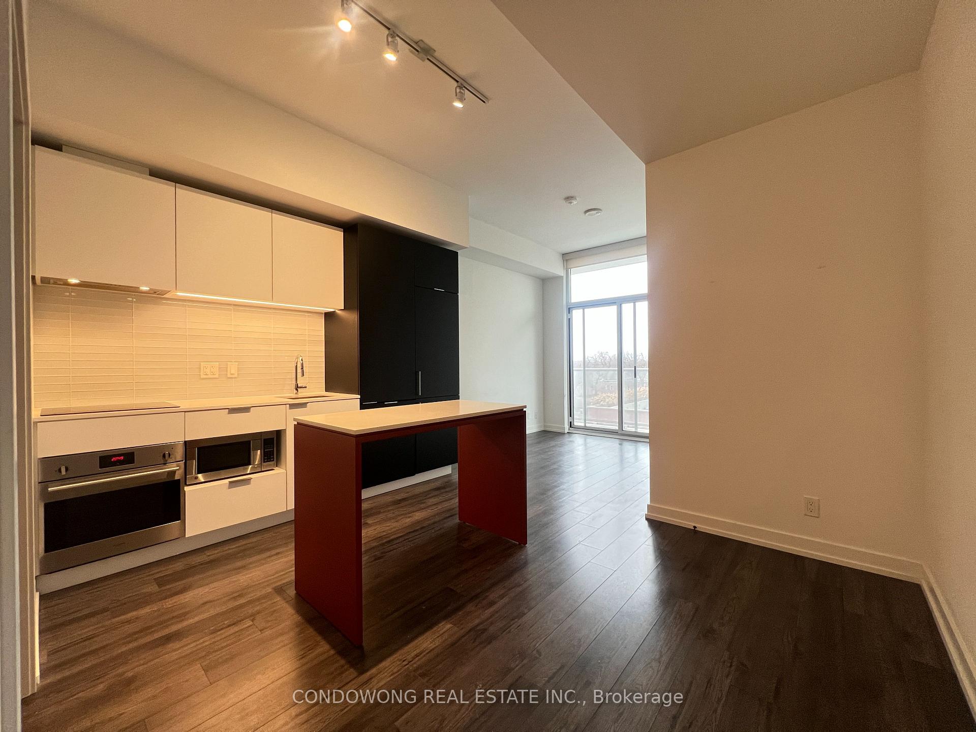Photo 6 of Unit 401, 33 Helendale Avenue, Toronto, Yonge-Eglinton — HOMEH