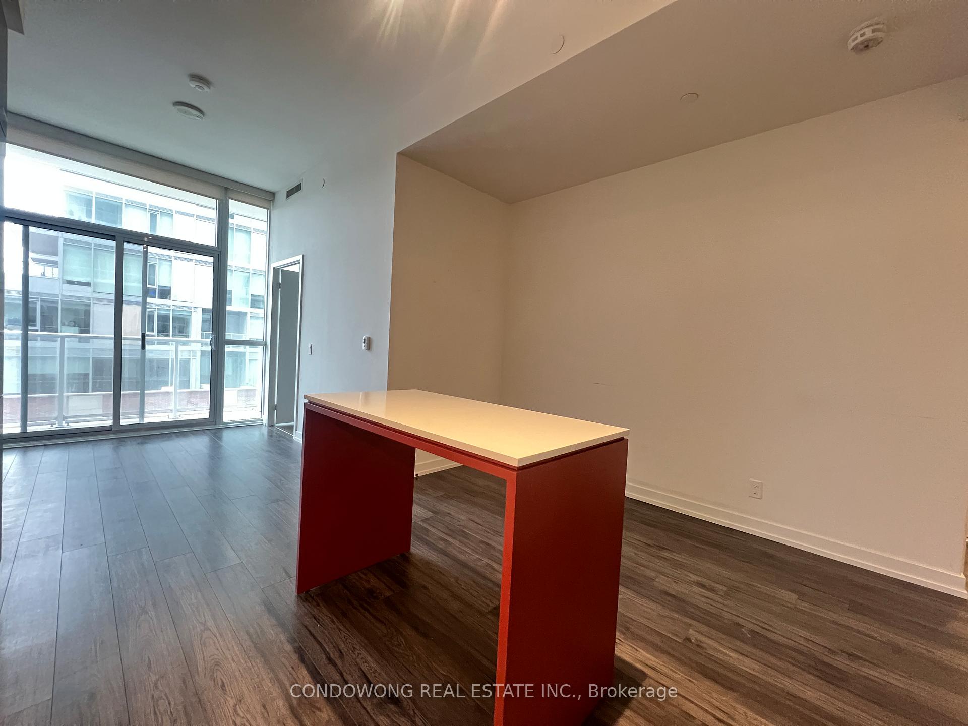Photo 18 of Unit 401, 33 Helendale Avenue, Toronto, Yonge-Eglinton — HOMEH