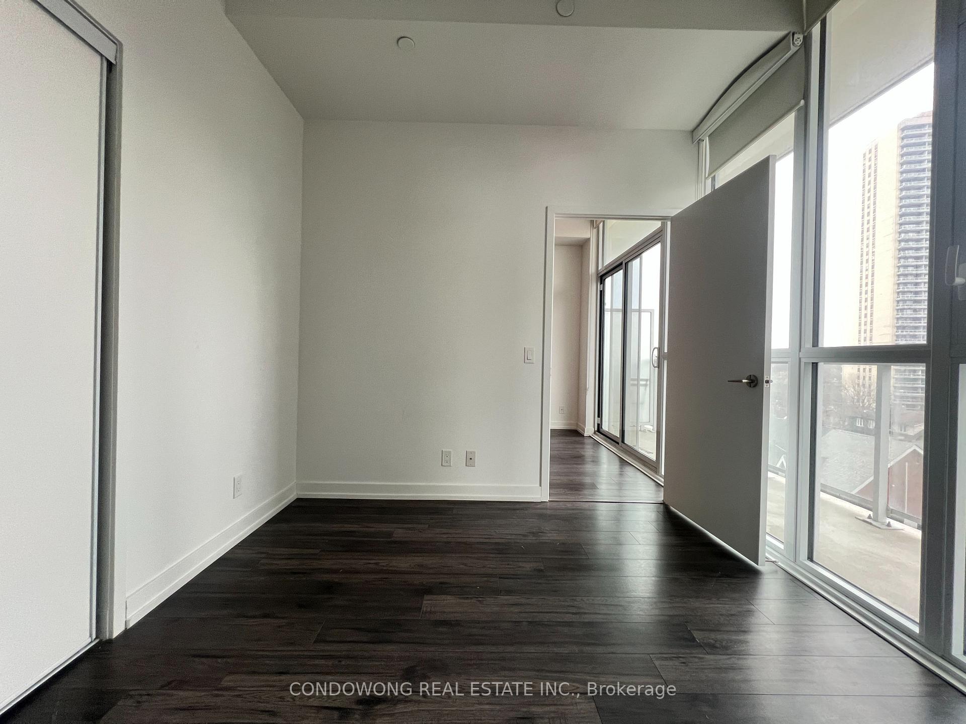 Photo 8 of Unit 401, 33 Helendale Avenue, Toronto, Yonge-Eglinton — HOMEH