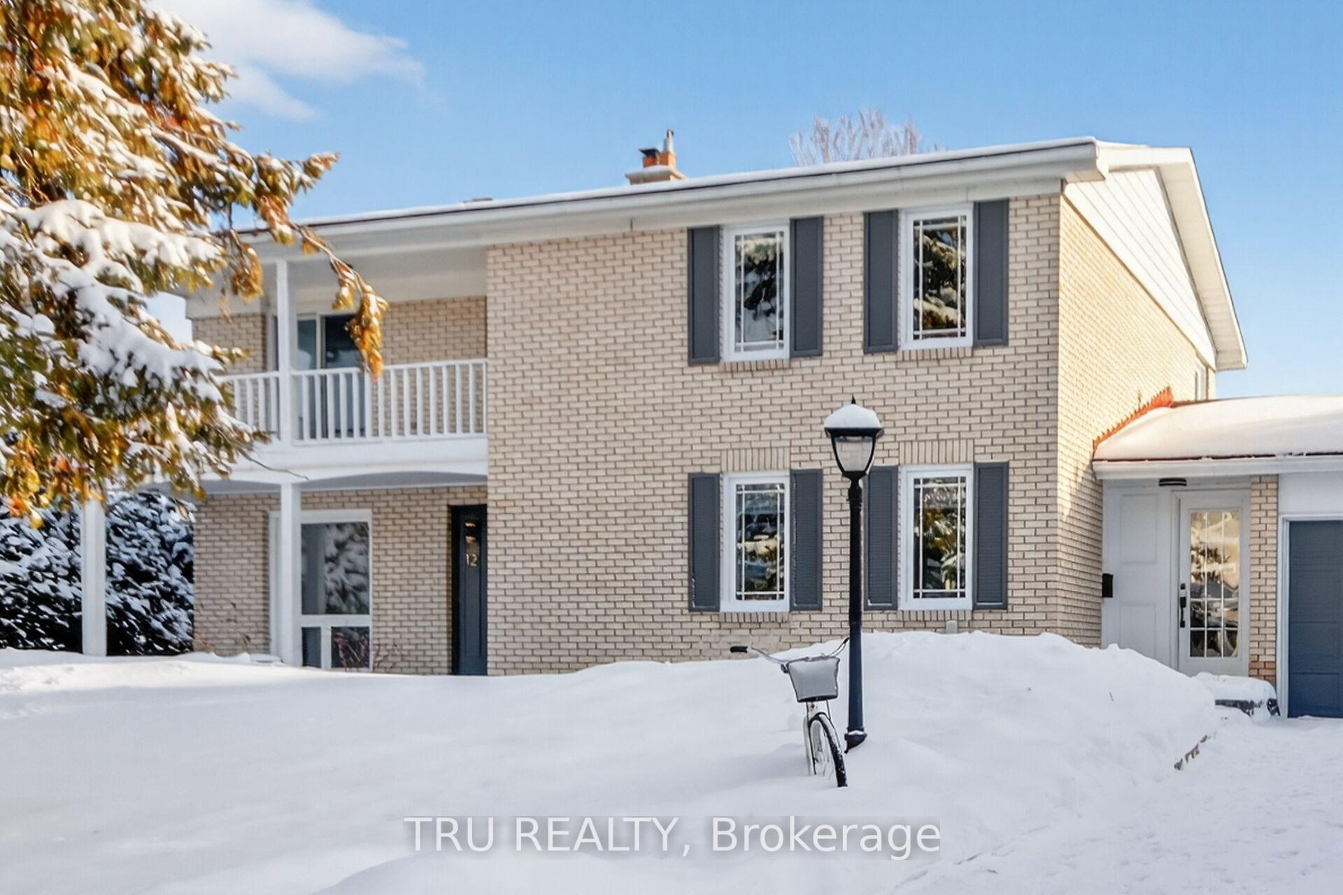 Photo 3 of 12 Apache Crescent, Ottawa, City View/Skyline/Fisher Heights/Parkwood Hills — HOMEH