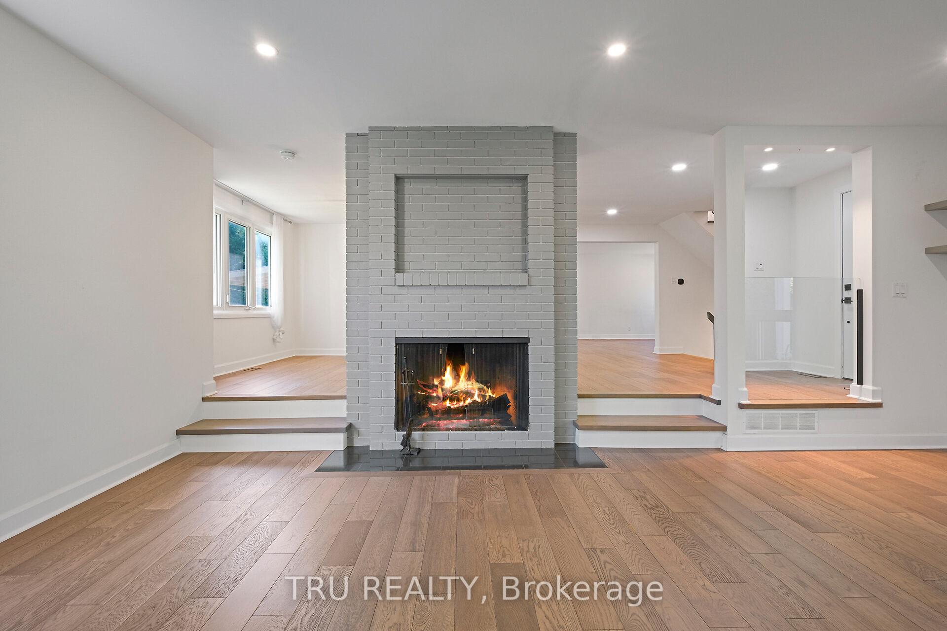 Photo 13 of 12 Apache Crescent, Ottawa, City View/Skyline/Fisher Heights/Parkwood Hills — HOMEH