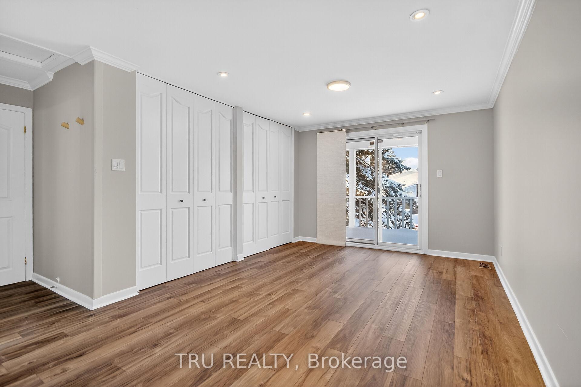 Photo 29 of 12 Apache Crescent, Ottawa, City View/Skyline/Fisher Heights/Parkwood Hills — HOMEH