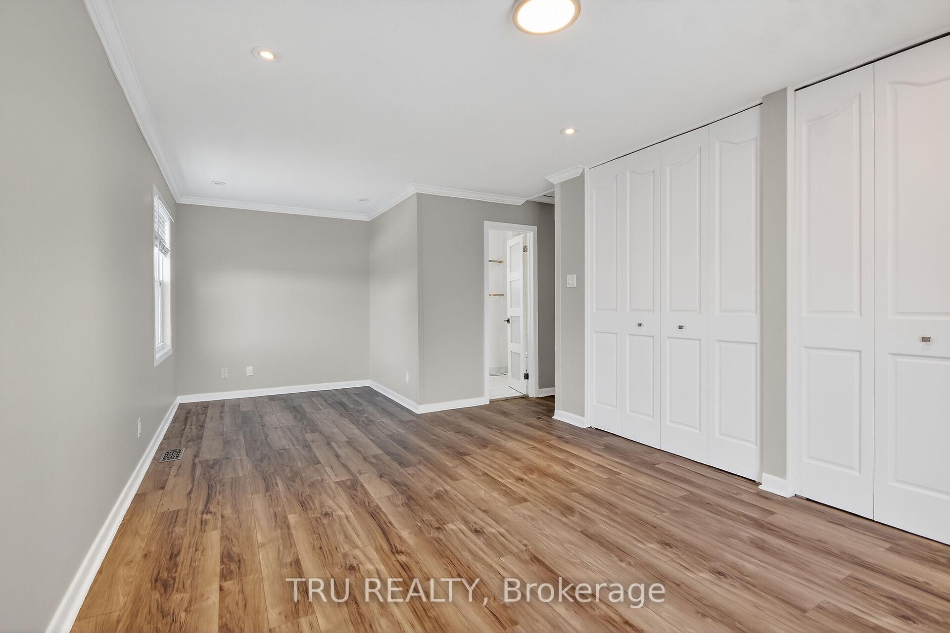 Photo 4 of 12 Apache Crescent, Ottawa, City View/Skyline/Fisher Heights/Parkwood Hills — HOMEH