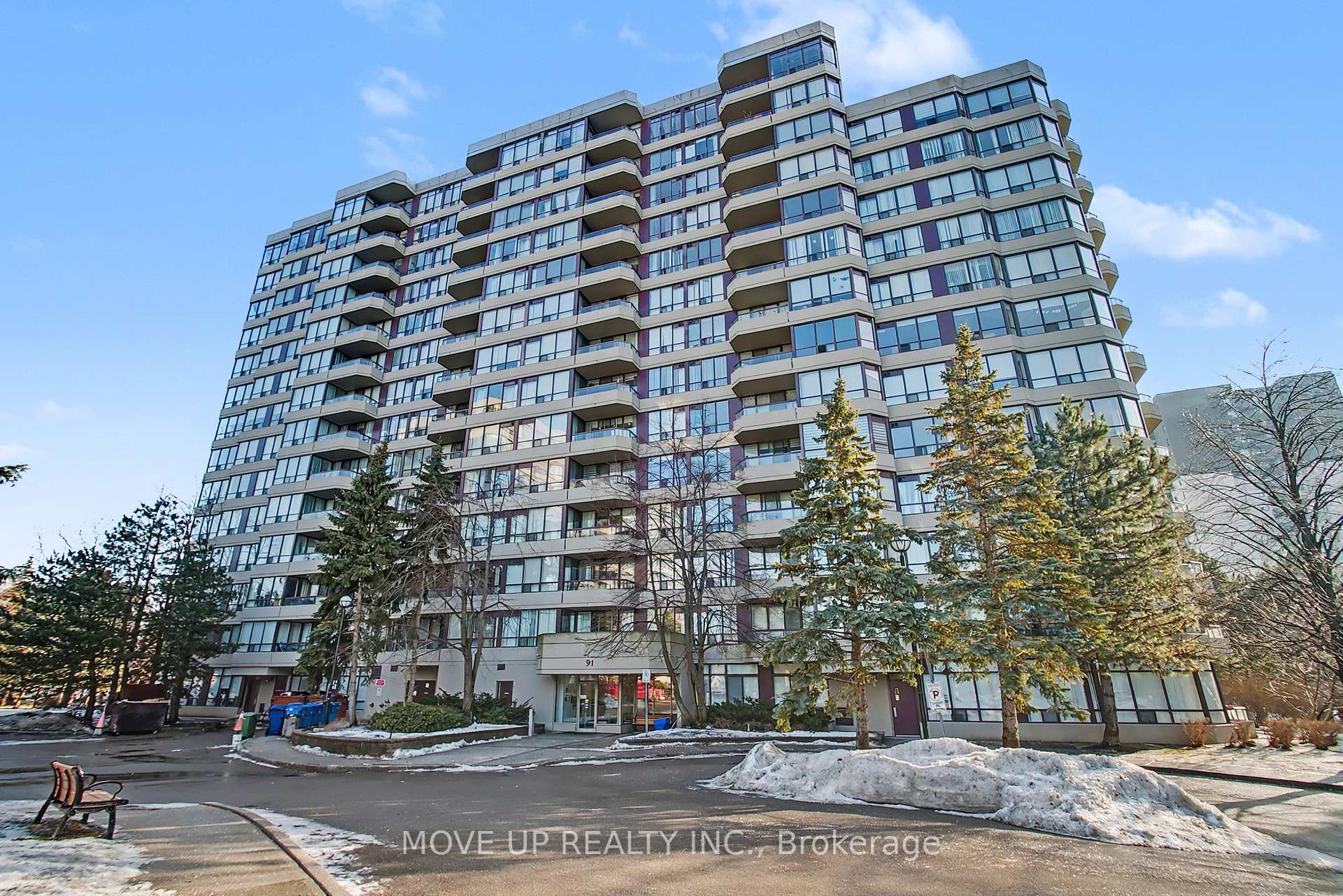 Photo 1 of Unit 810, 91 Townsgate Drive, Vaughan, Crestwood-Springfarm-Yorkhill — HOMEH