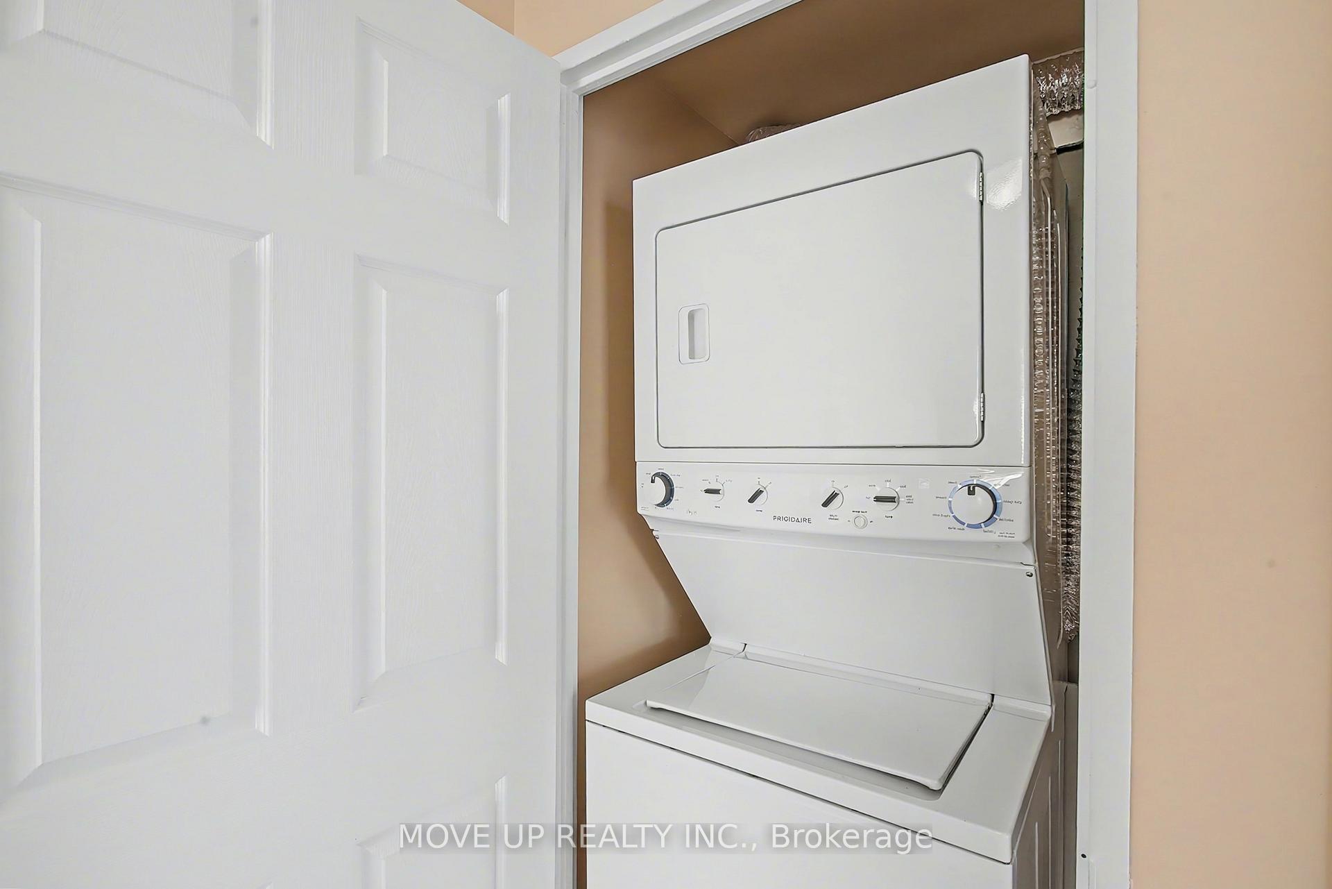 Photo 18 of Unit 810, 91 Townsgate Drive, Vaughan, Crestwood-Springfarm-Yorkhill — HOMEH