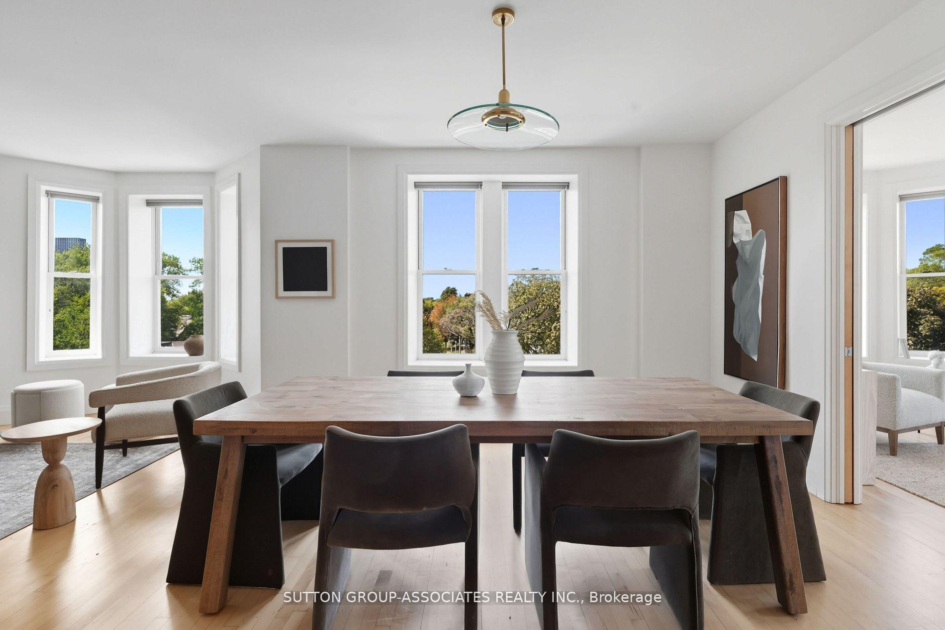 Photo 8 of Unit 408, 385 Brunswick Avenue, Toronto, The Annex — HOMEH
