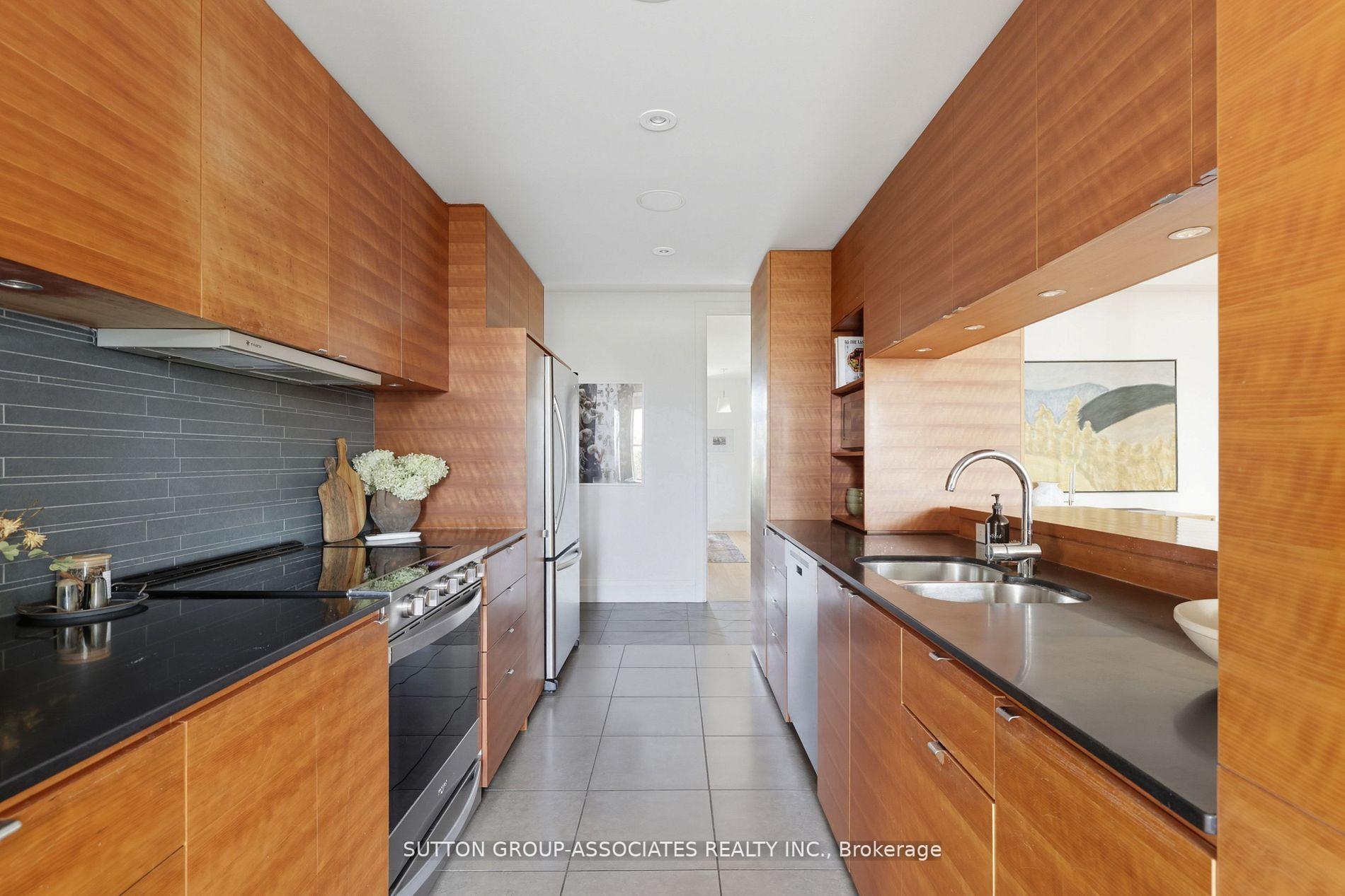 Photo 34 of Unit 408, 385 Brunswick Avenue, Toronto, The Annex — HOMEH