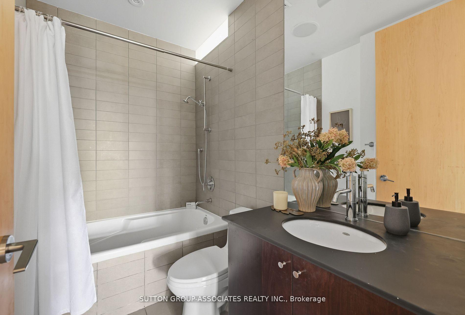 Photo 20 of Unit 408, 385 Brunswick Avenue, Toronto, The Annex — HOMEH