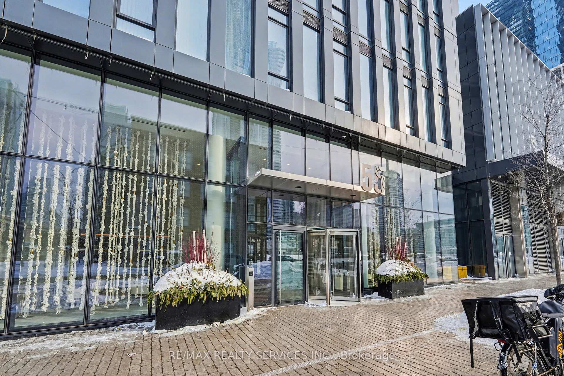 Photo 2 of Unit 4105, 55 Cooper Street, Toronto, Waterfront Communities — HOMEH