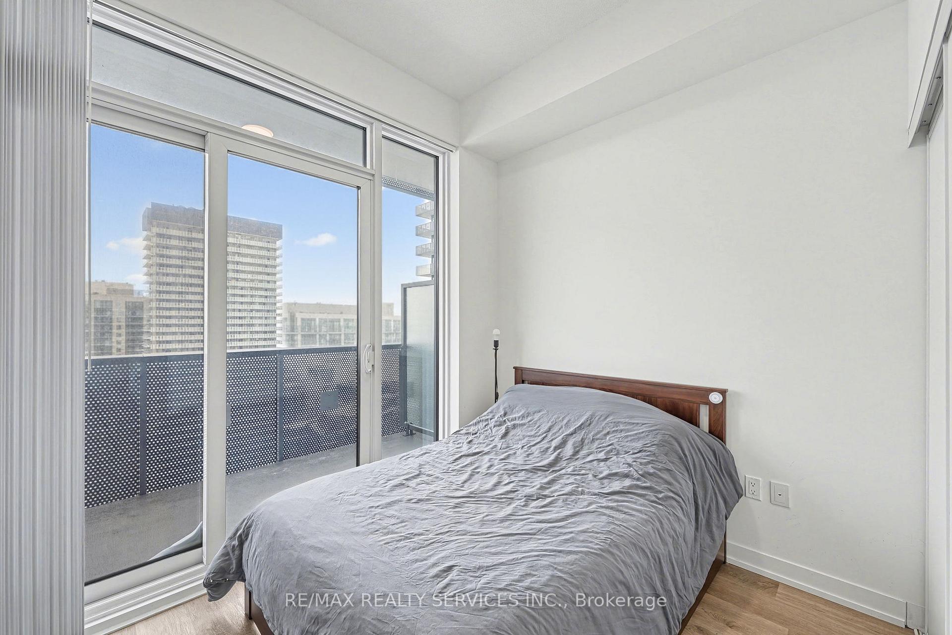 Photo 6 of Unit 4105, 55 Cooper Street, Toronto, Waterfront Communities — HOMEH