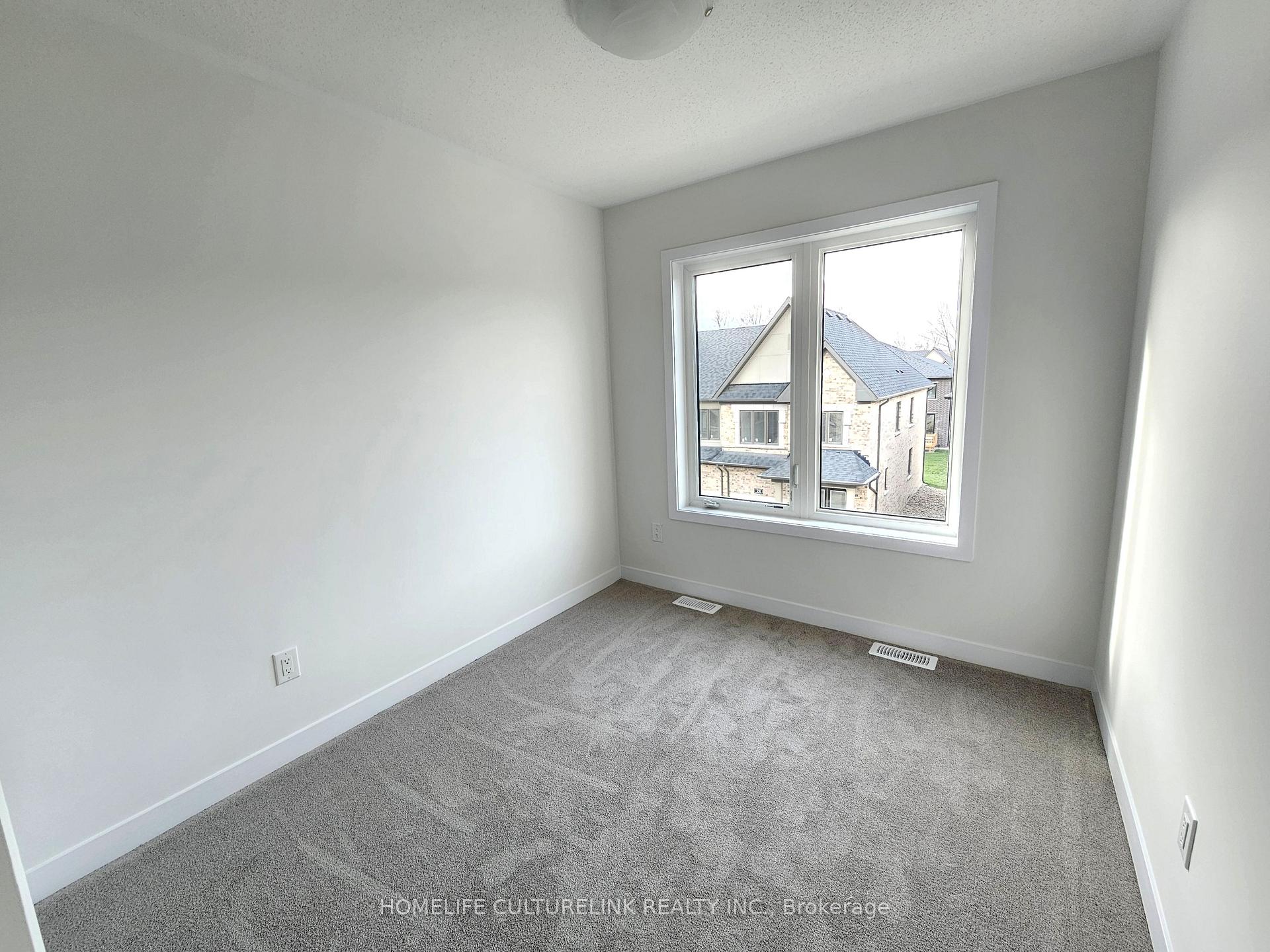 Photo 19 of 25 John Canning Way, Markham, Unionville — HOMEH