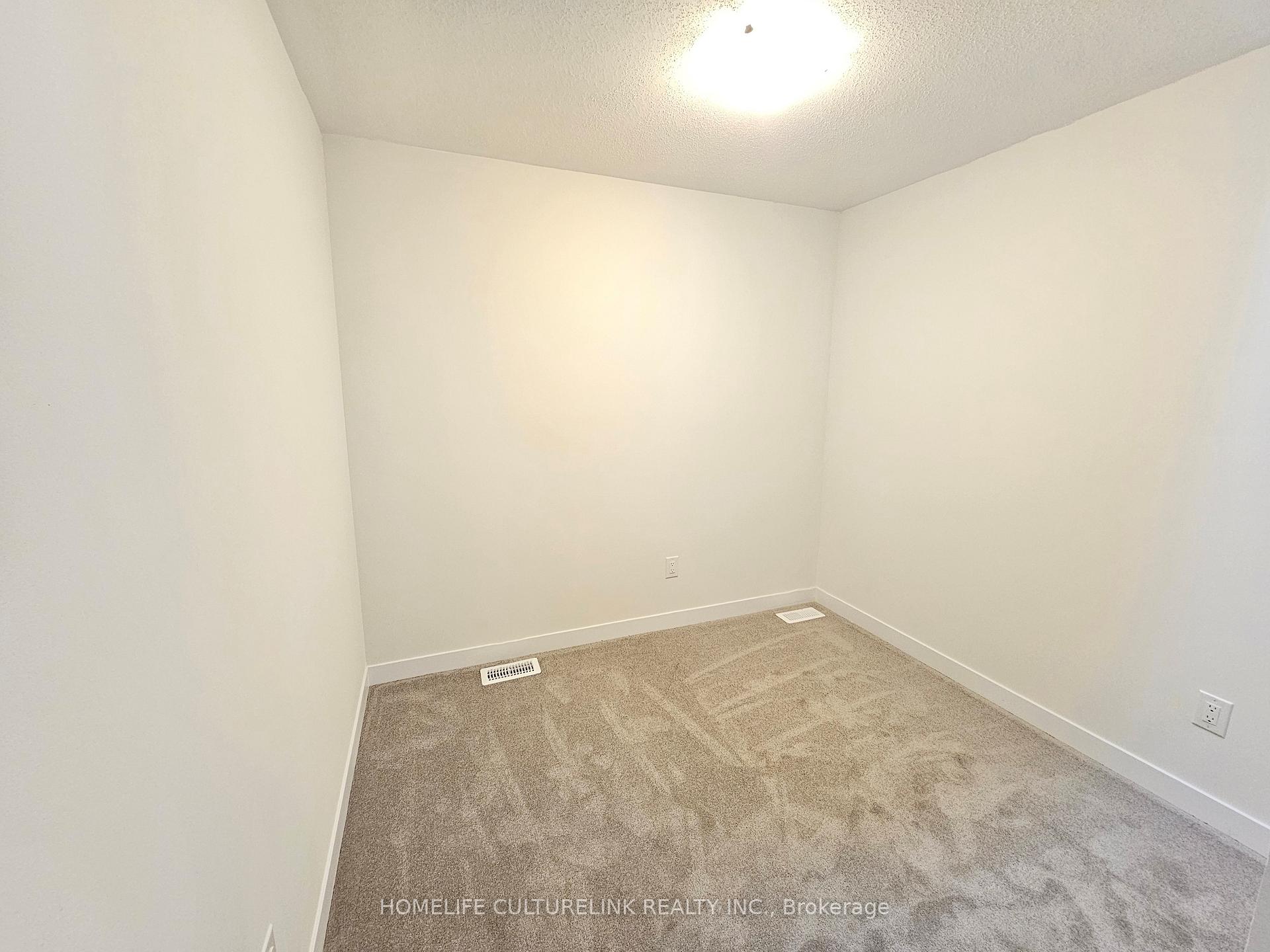 Photo 14 of 25 John Canning Way, Markham, Unionville — HOMEH