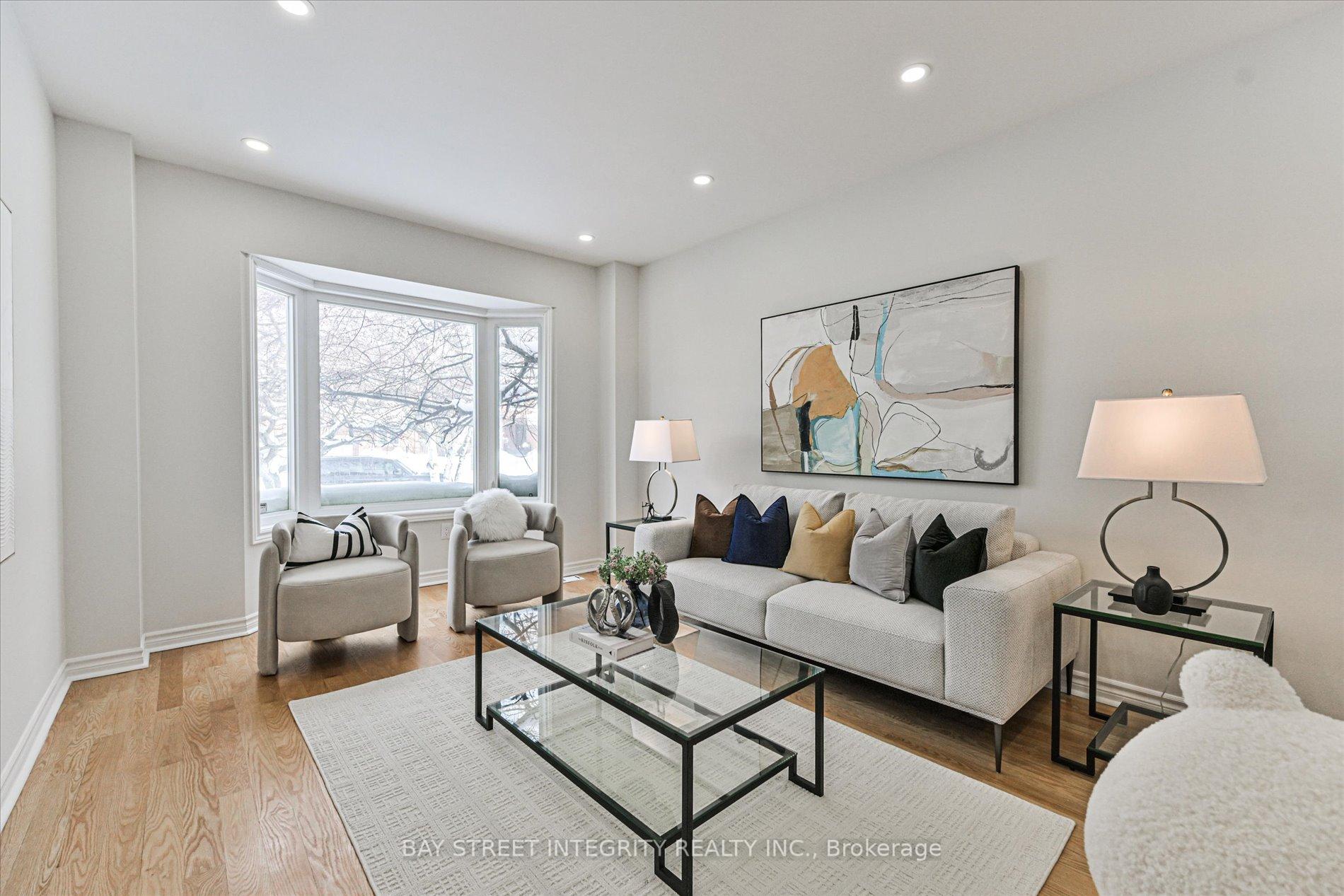 Photo 24 of 28 Carnforth Drive, Markham, Unionville — HOMEH