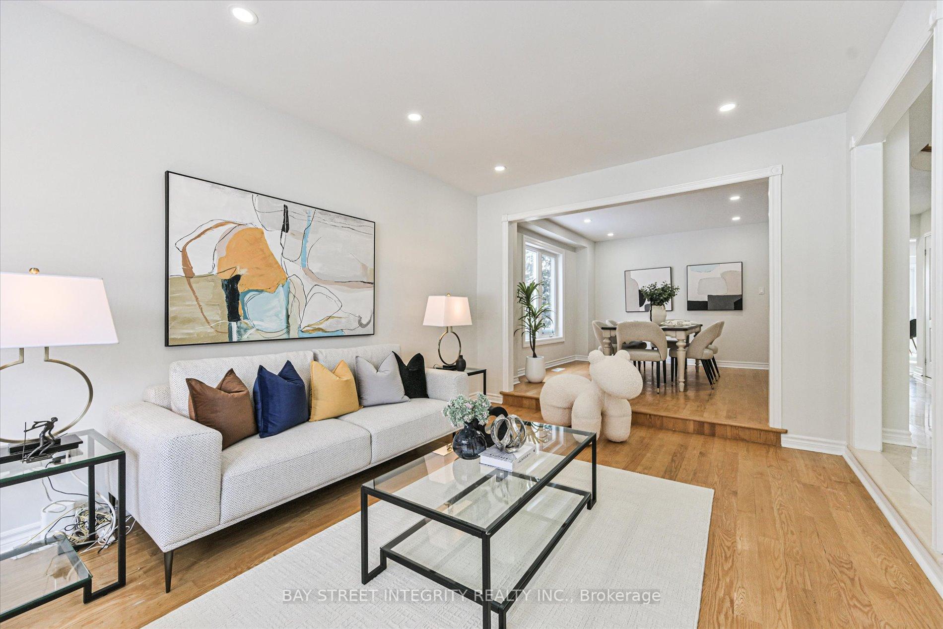 Photo 29 of 28 Carnforth Drive, Markham, Unionville — HOMEH