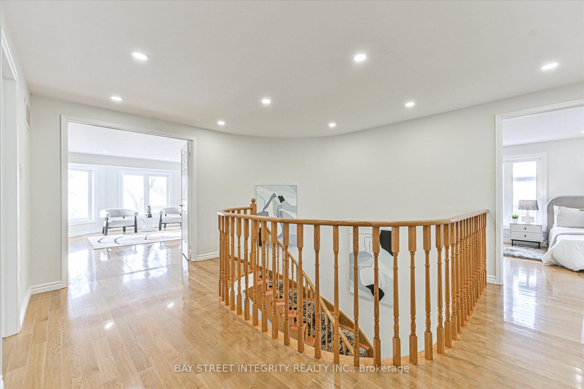 Photo 27 of 28 Carnforth Drive, Markham, Unionville — HOMEH