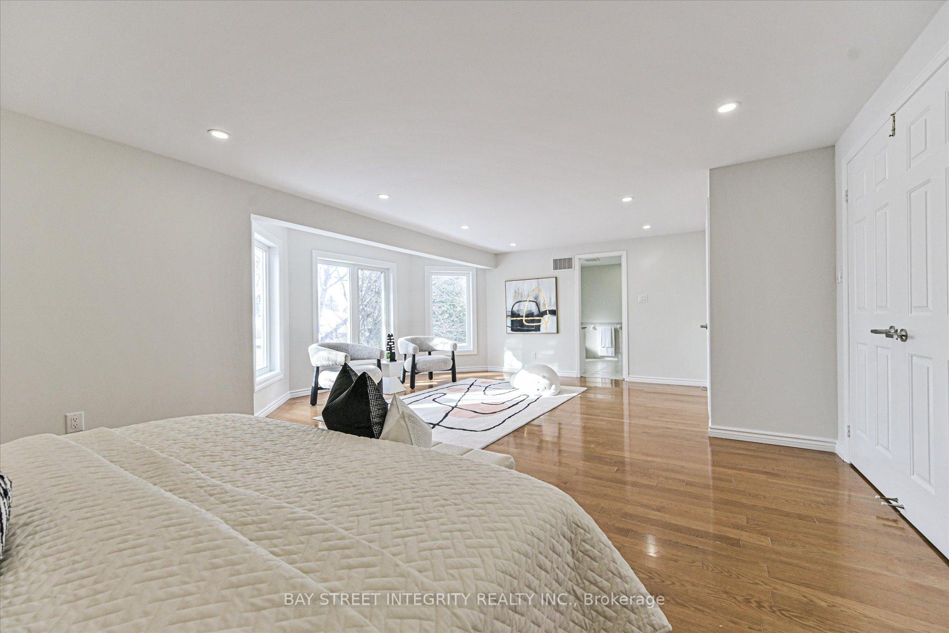 Photo 34 of 28 Carnforth Drive, Markham, Unionville — HOMEH