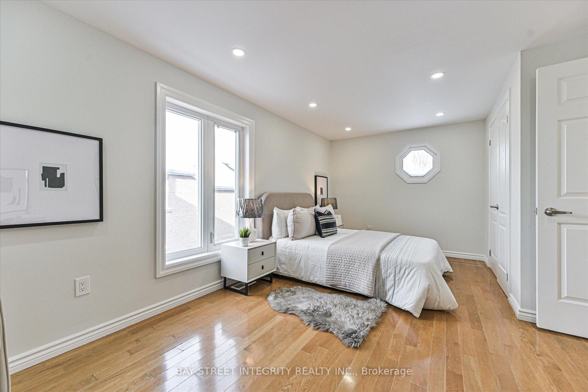 Photo 36 of 28 Carnforth Drive, Markham, Unionville — HOMEH