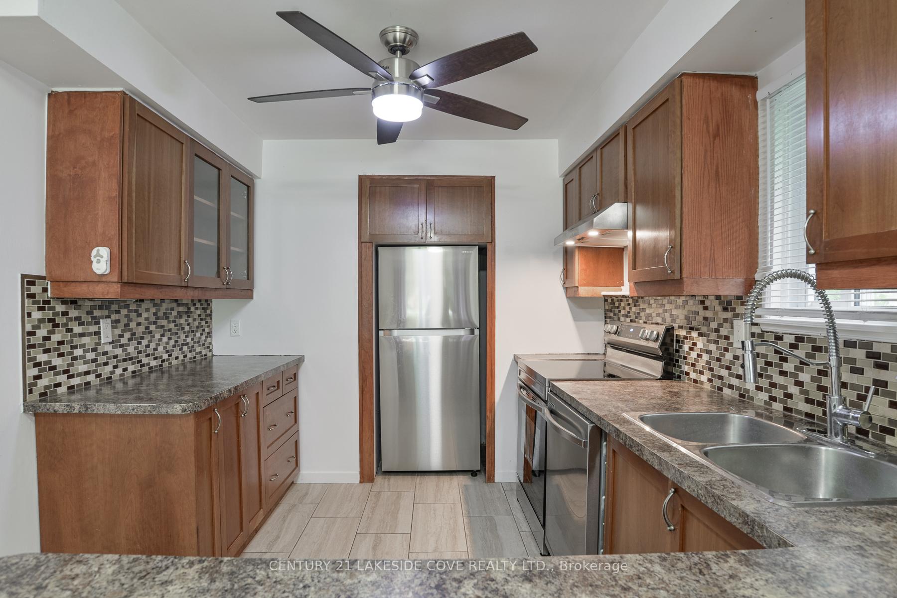 Photo 8 of Unit 5, 4 Paradise Boulevard, Ramara, Rural Ramara — HOMEH