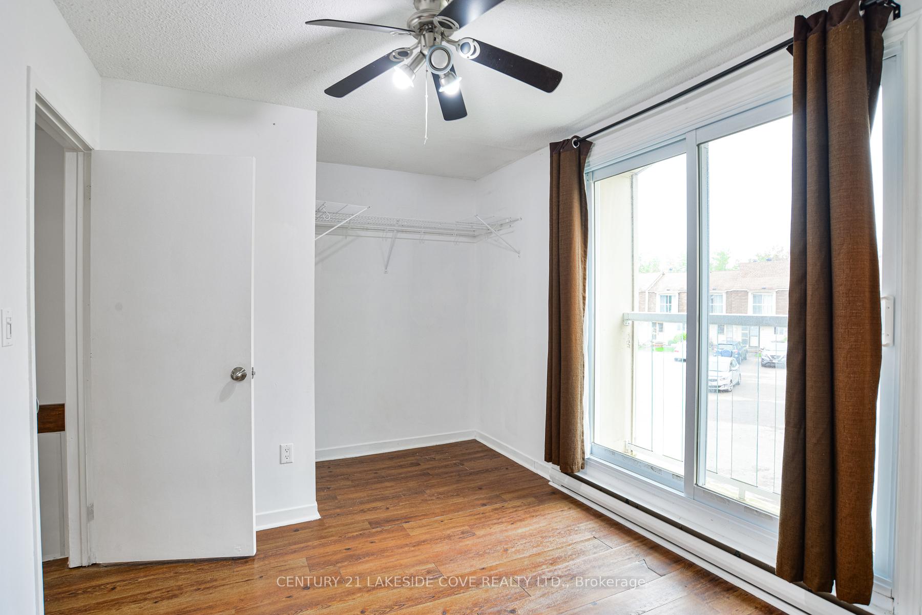Photo 14 of Unit 5, 4 Paradise Boulevard, Ramara, Rural Ramara — HOMEH