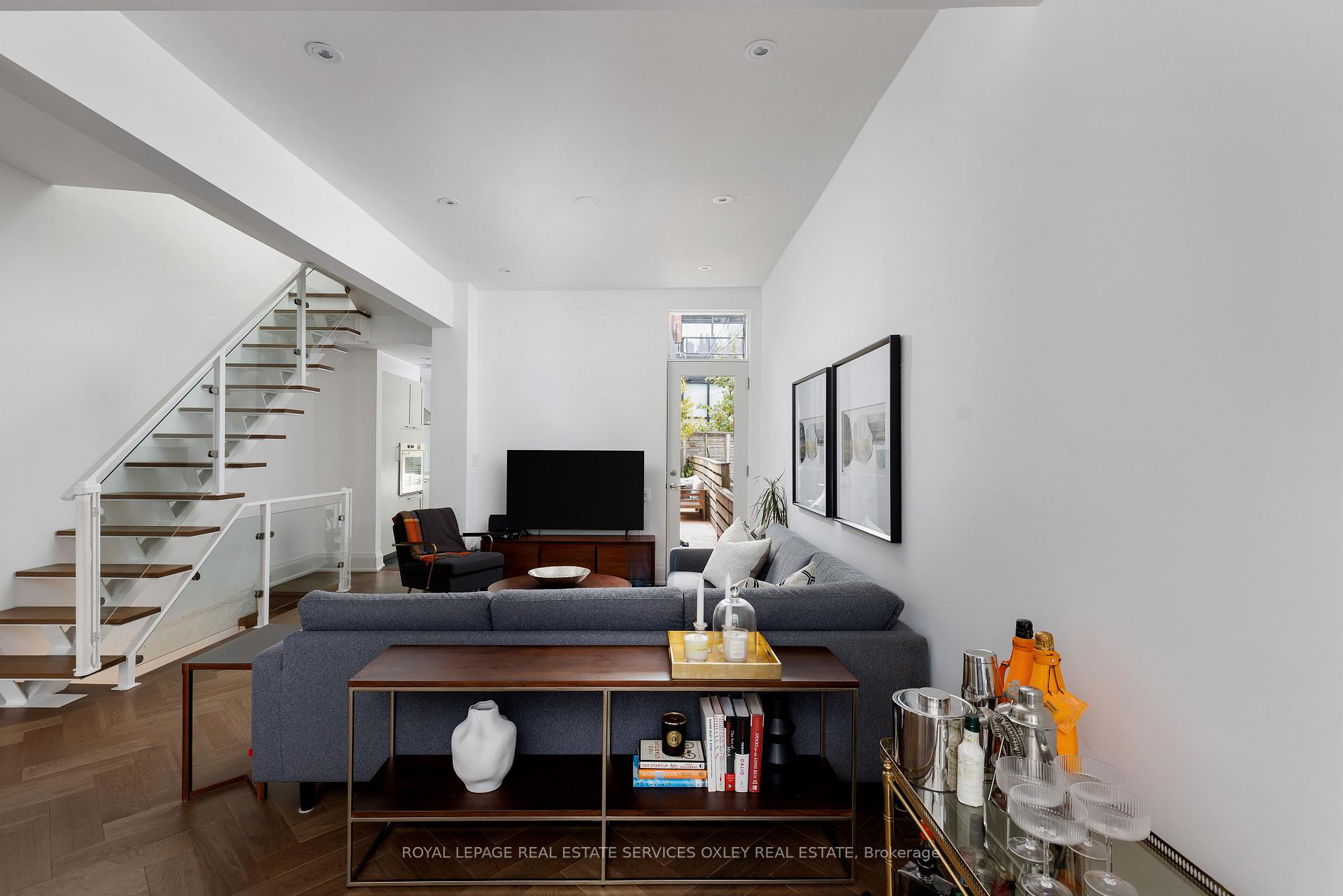 Photo 7 of 23 Alcorn Avenue, Toronto, Yonge-St. Clair — HOMEH