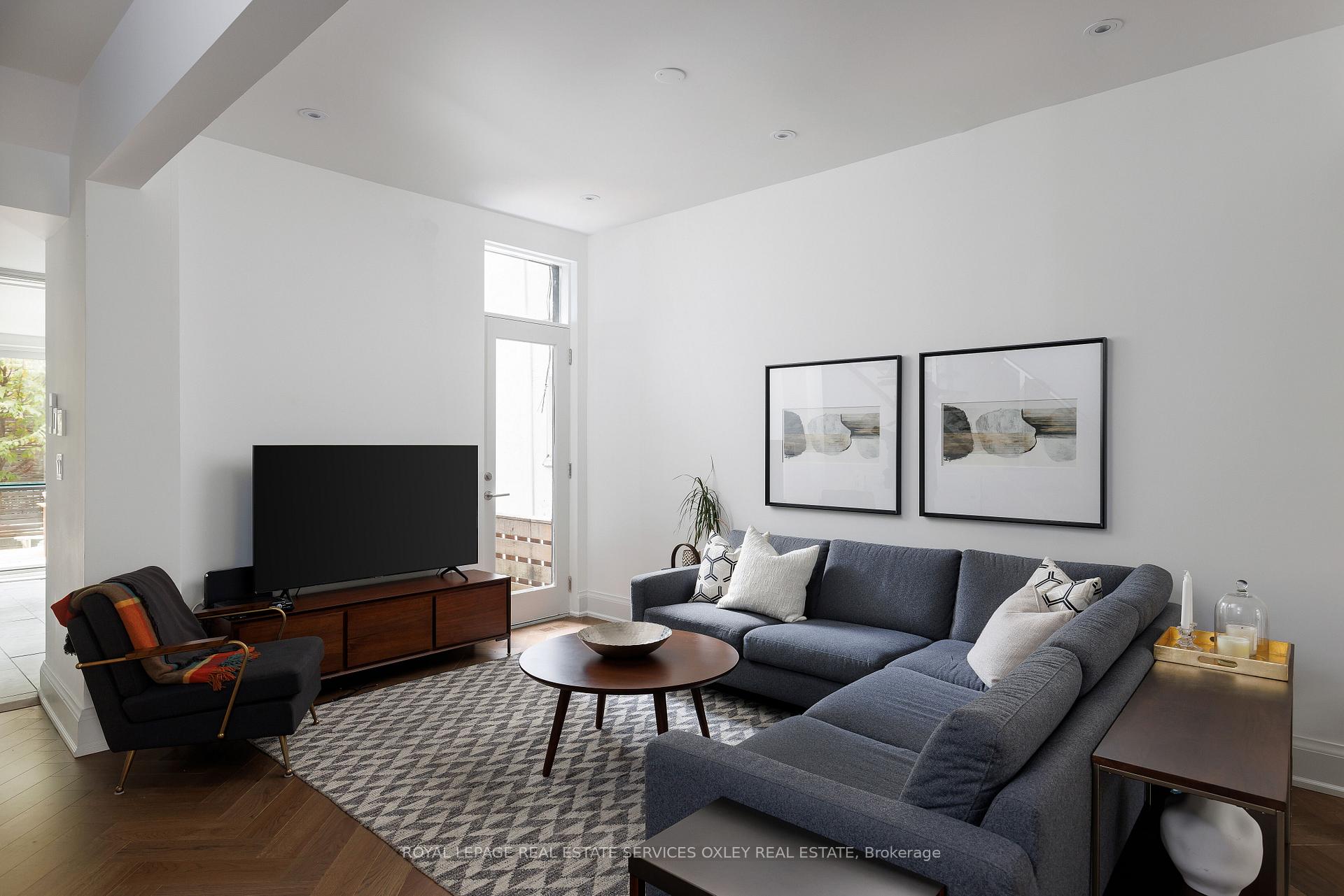 Photo 11 of 23 Alcorn Avenue, Toronto, Yonge-St. Clair — HOMEH