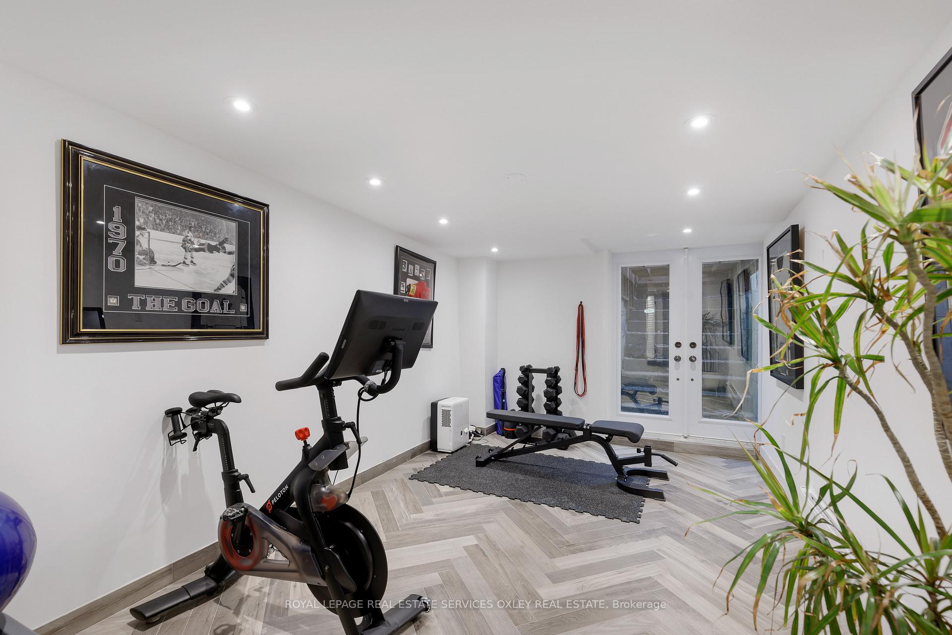 Photo 21 of 23 Alcorn Avenue, Toronto, Yonge-St. Clair — HOMEH