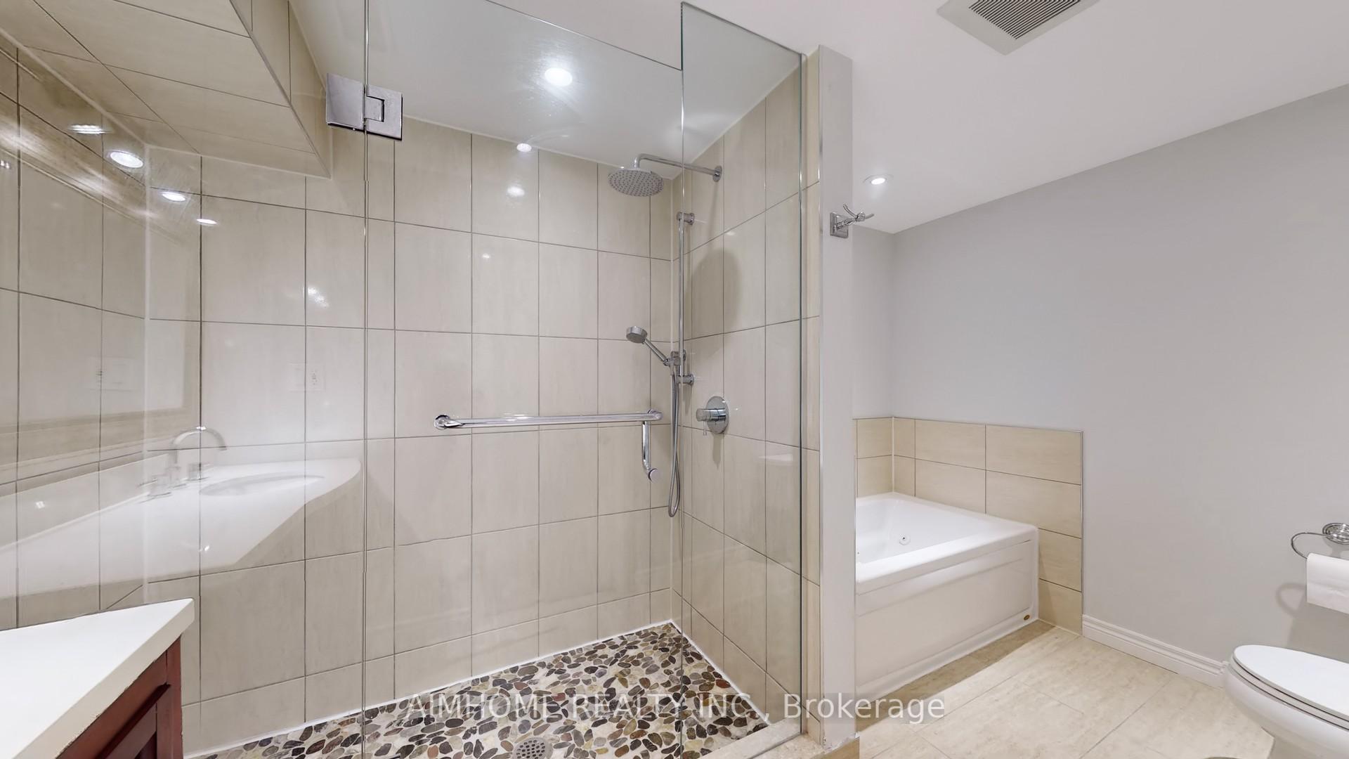 Photo 30 of 504 Fenwick Place, Burlington, Roseland — HOMEH
