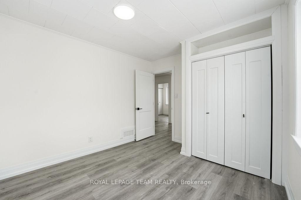 Photo 10 of Unit 1, 874 Clyde Avenue, Ottawa, McKellar Heights — HOMEH