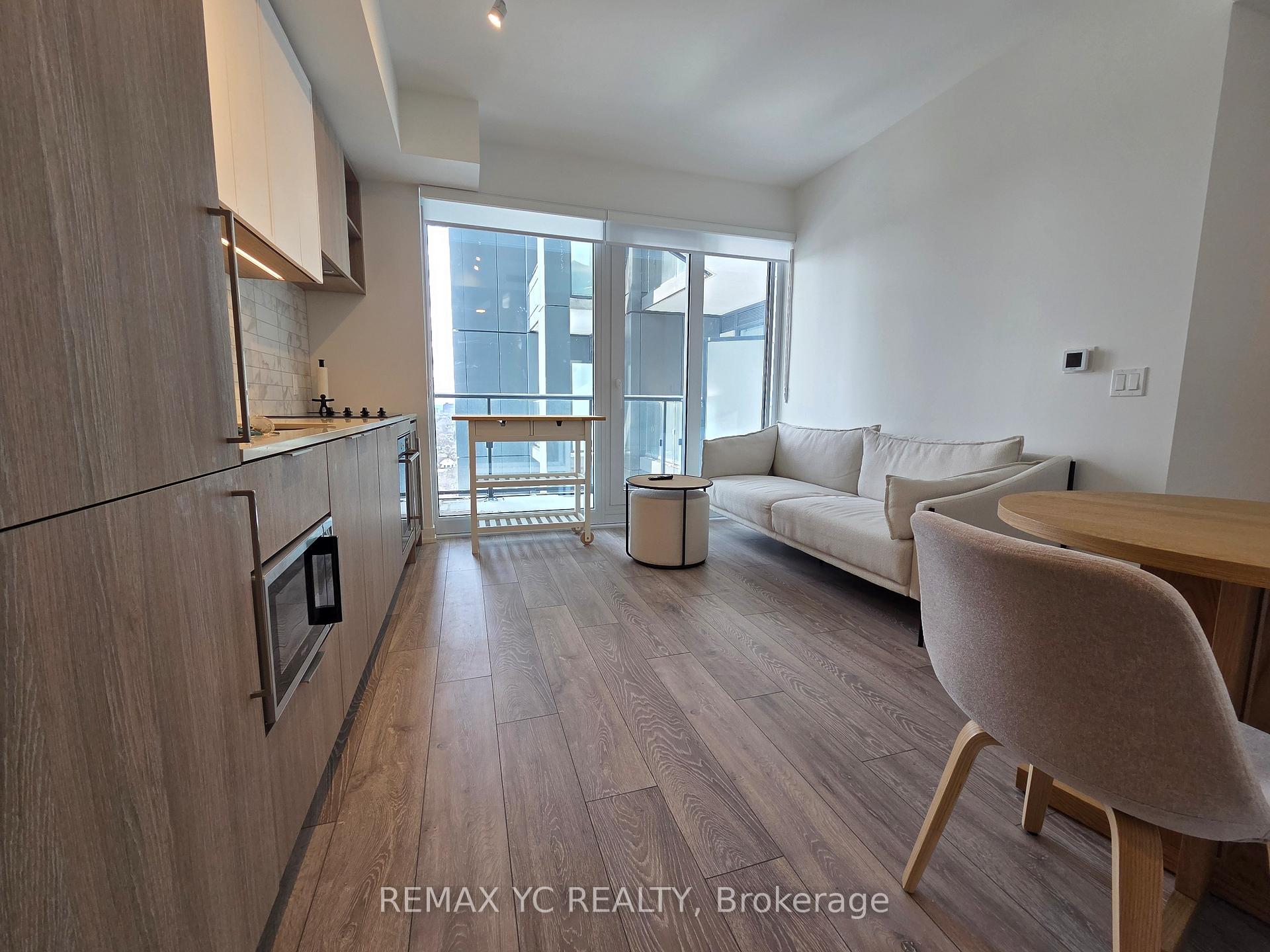 Photo 5 of Unit 1722, 2020 Bathurst Street, Toronto, Humewood-Cedarvale — HOMEH