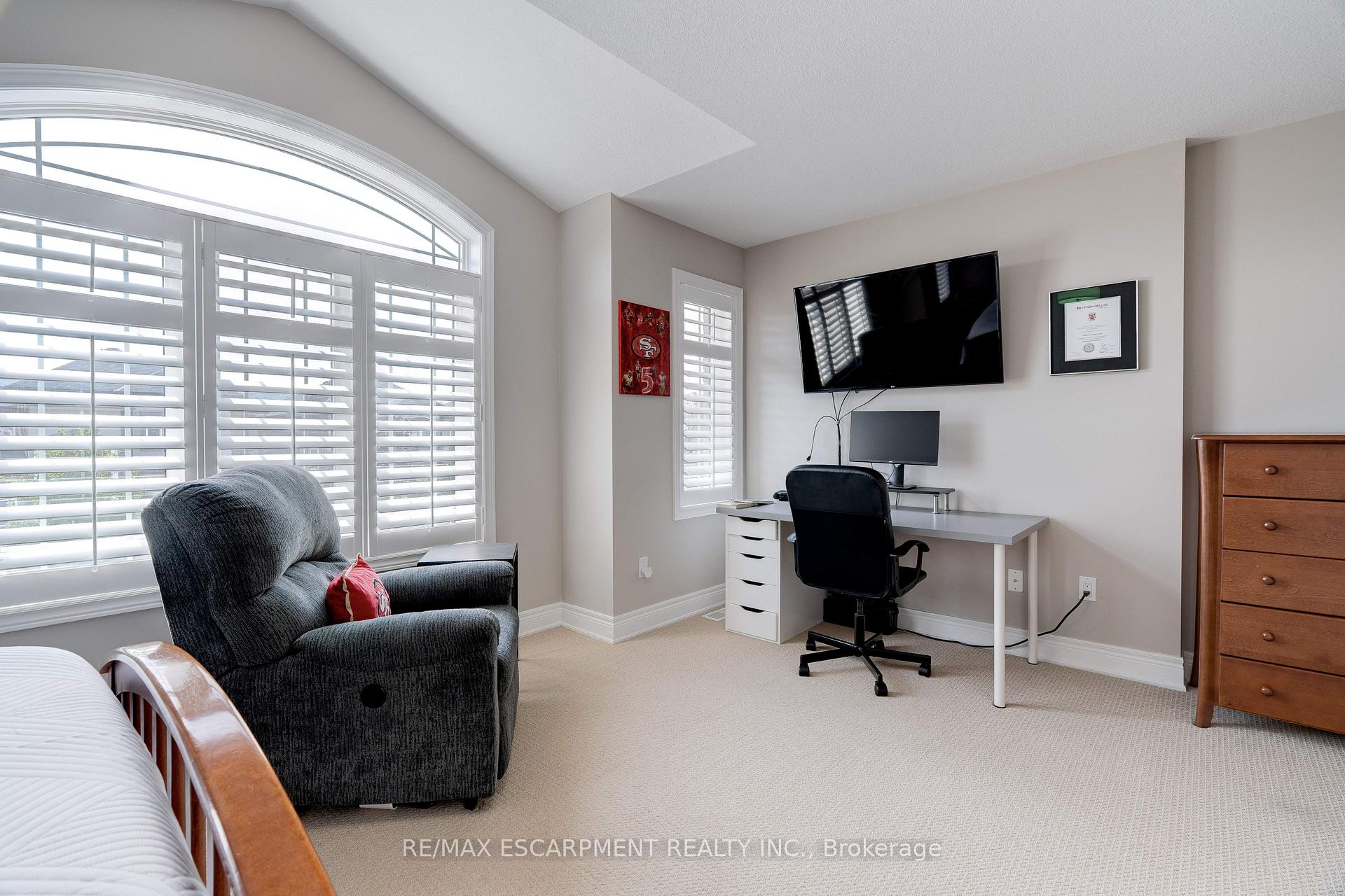 Photo 27 of 13 Biggar Crescent, Grimsby, Grimsby West — HOMEH