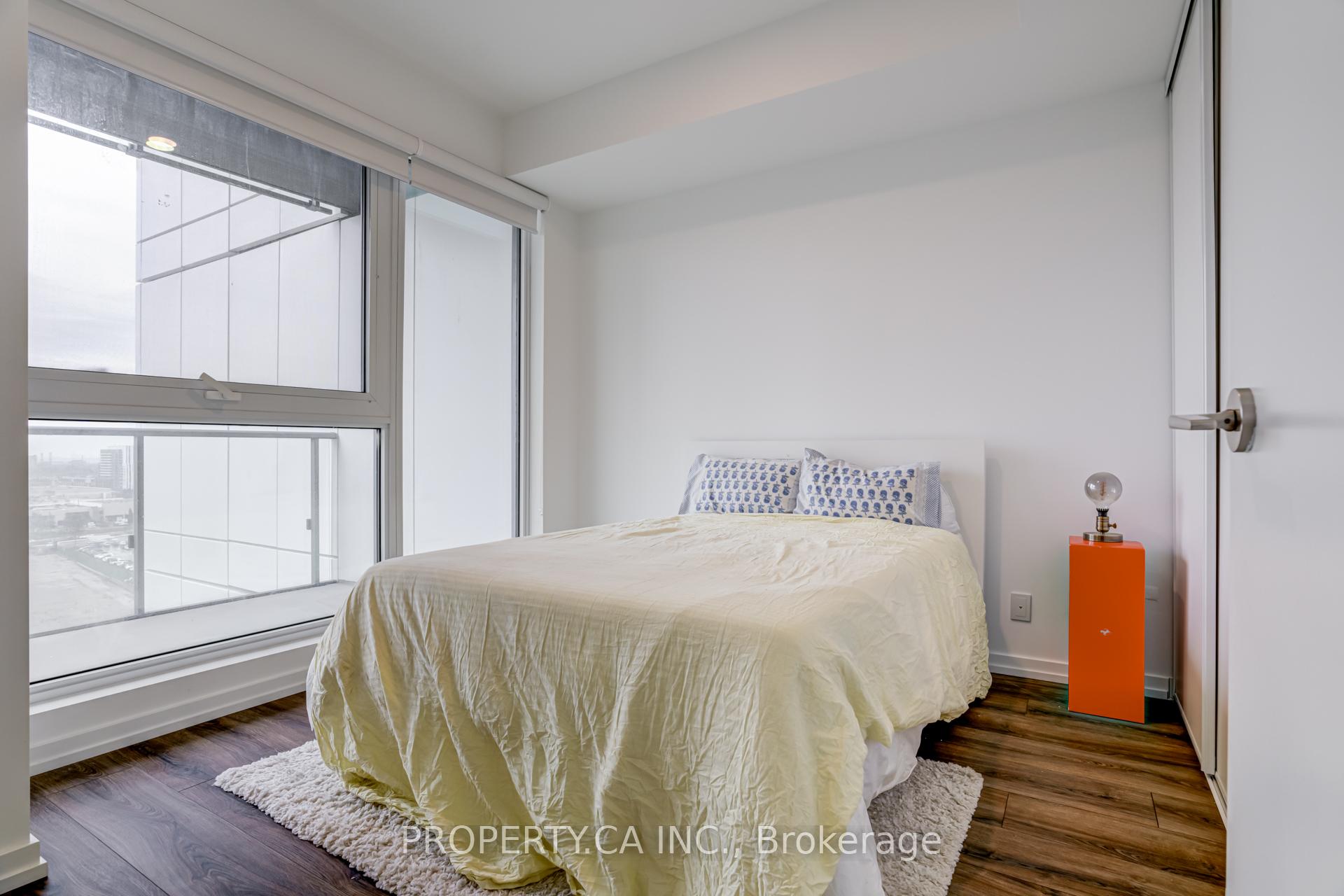 Photo 14 of Unit 1201, 7890 Jane Street, Vaughan, Vaughan Corporate Centre — HOMEH
