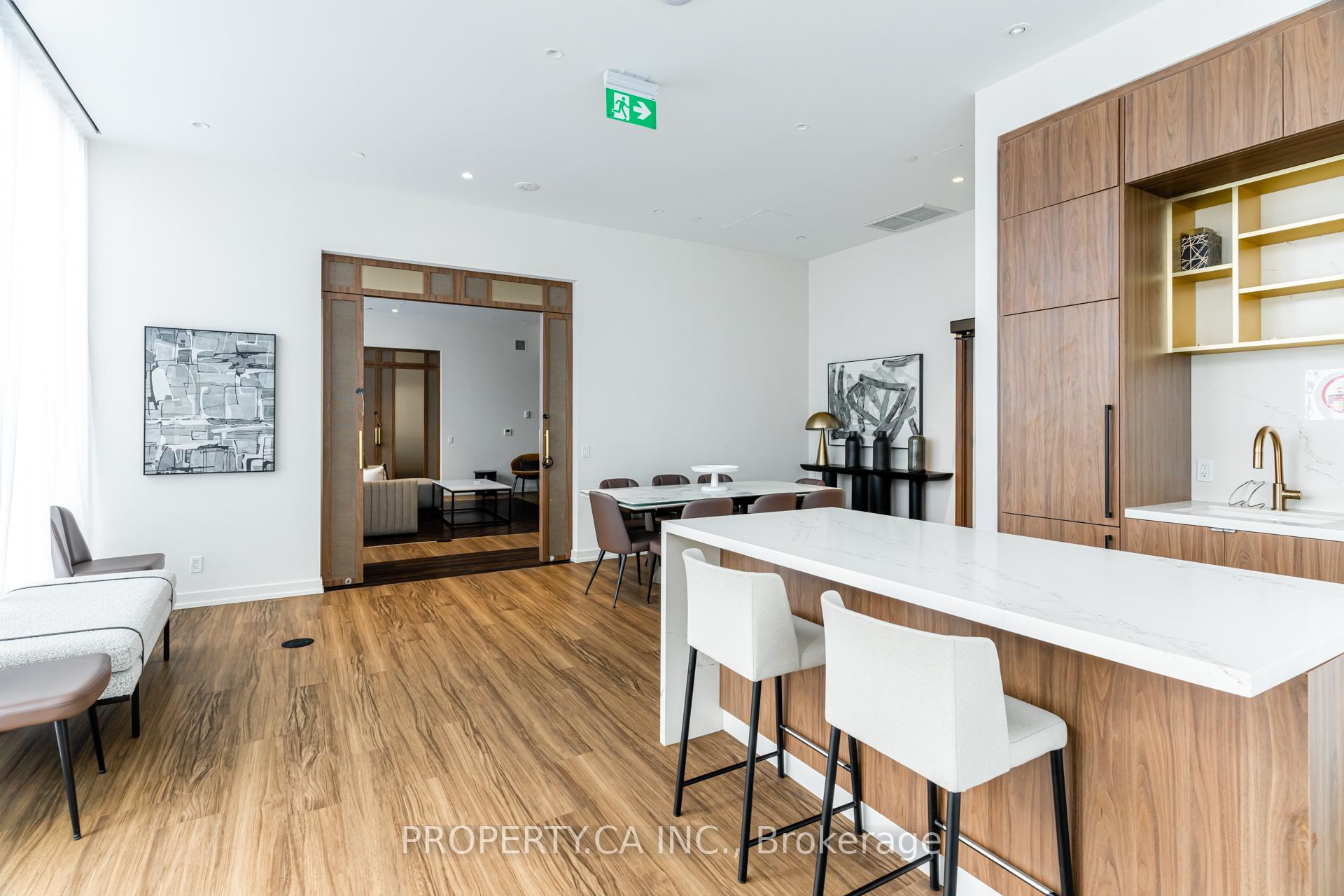 Photo 8 of Unit 1201, 7890 Jane Street, Vaughan, Vaughan Corporate Centre — HOMEH