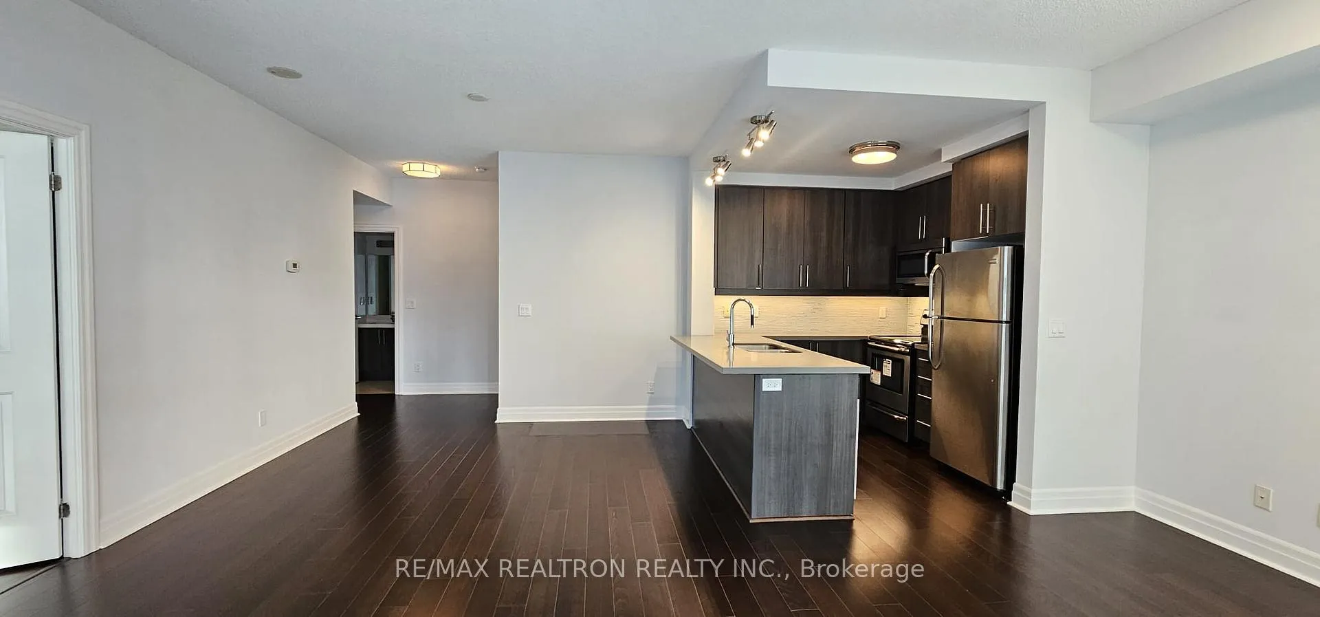 Photo 13 of Unit 608, 8110 Birchmount Road, Markham, Unionville — HOMEH