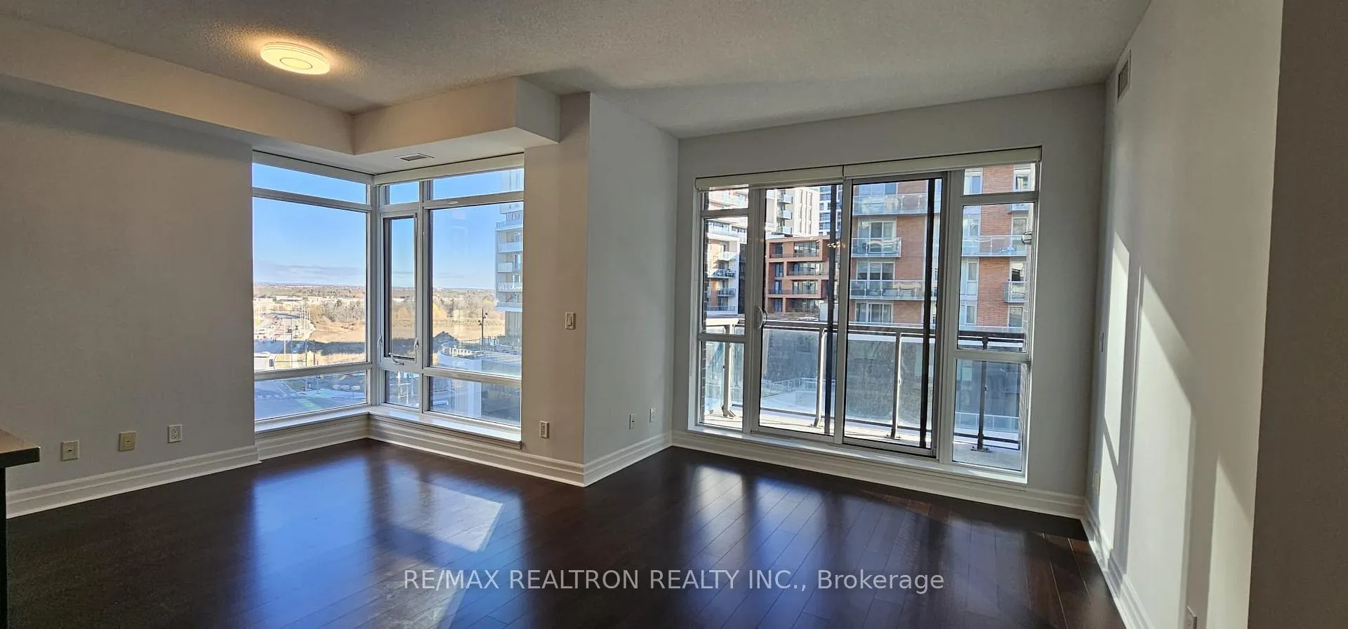 Photo 14 of Unit 608, 8110 Birchmount Road, Markham, Unionville — HOMEH
