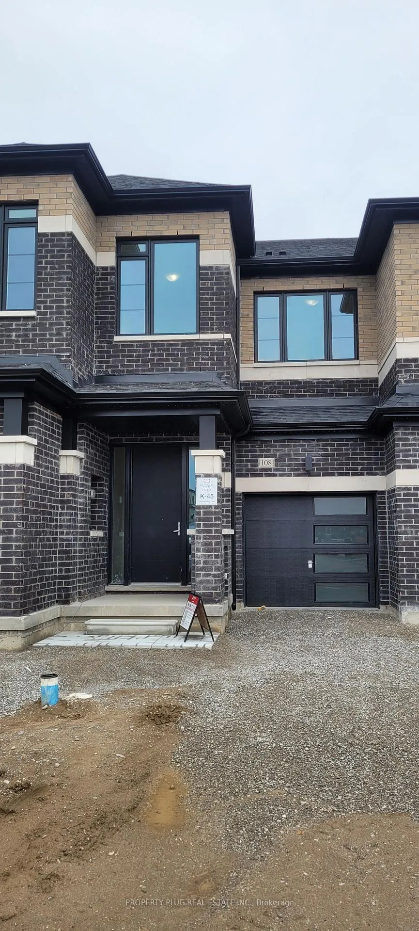 Photo 4 of 108 Turnberry Lane, Barrie, Painswick South — HOMEH