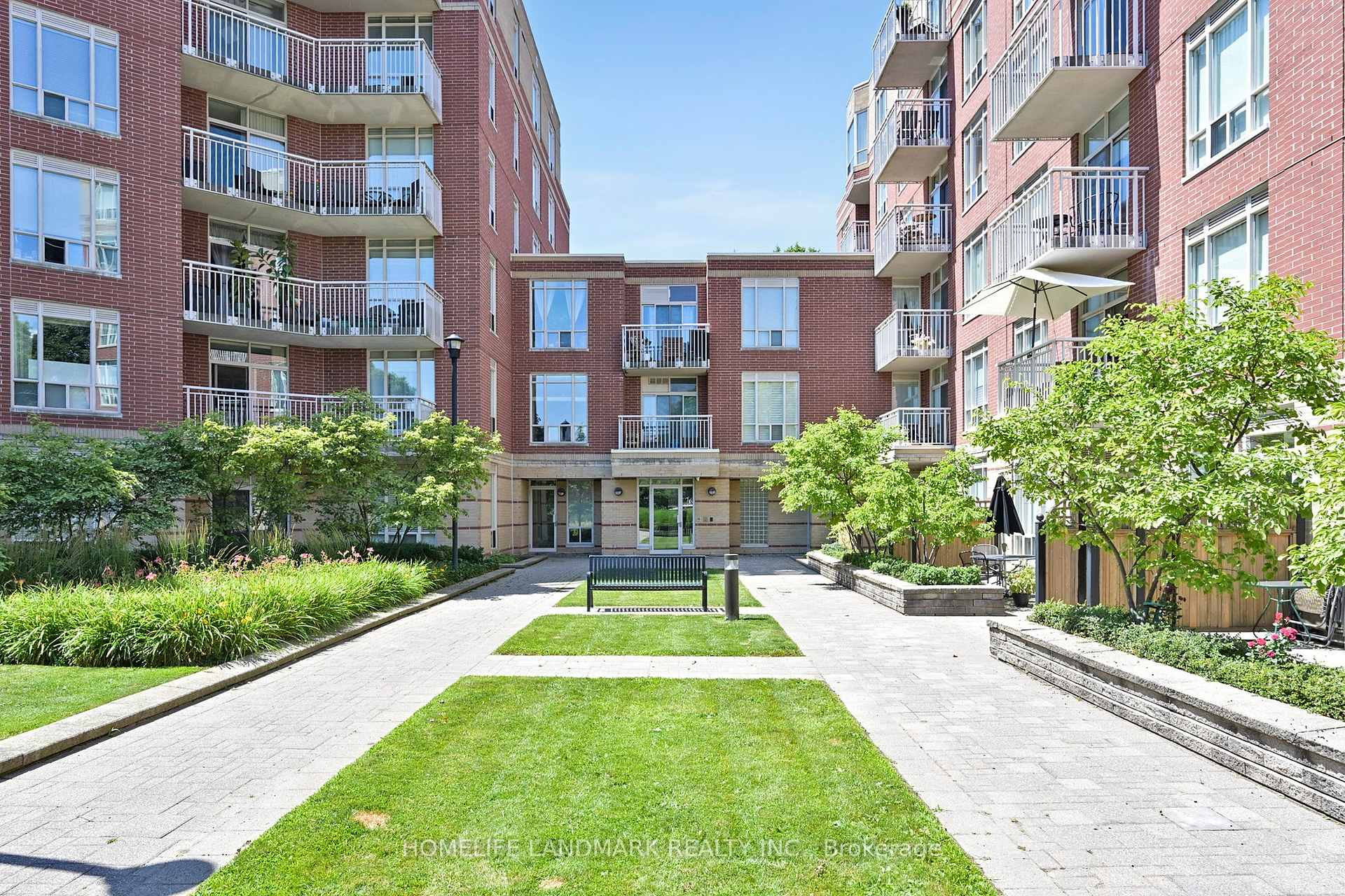Photo 8 of Unit 404, 451 Rosewell Avenue, Toronto, Lawrence Park South — HOMEH