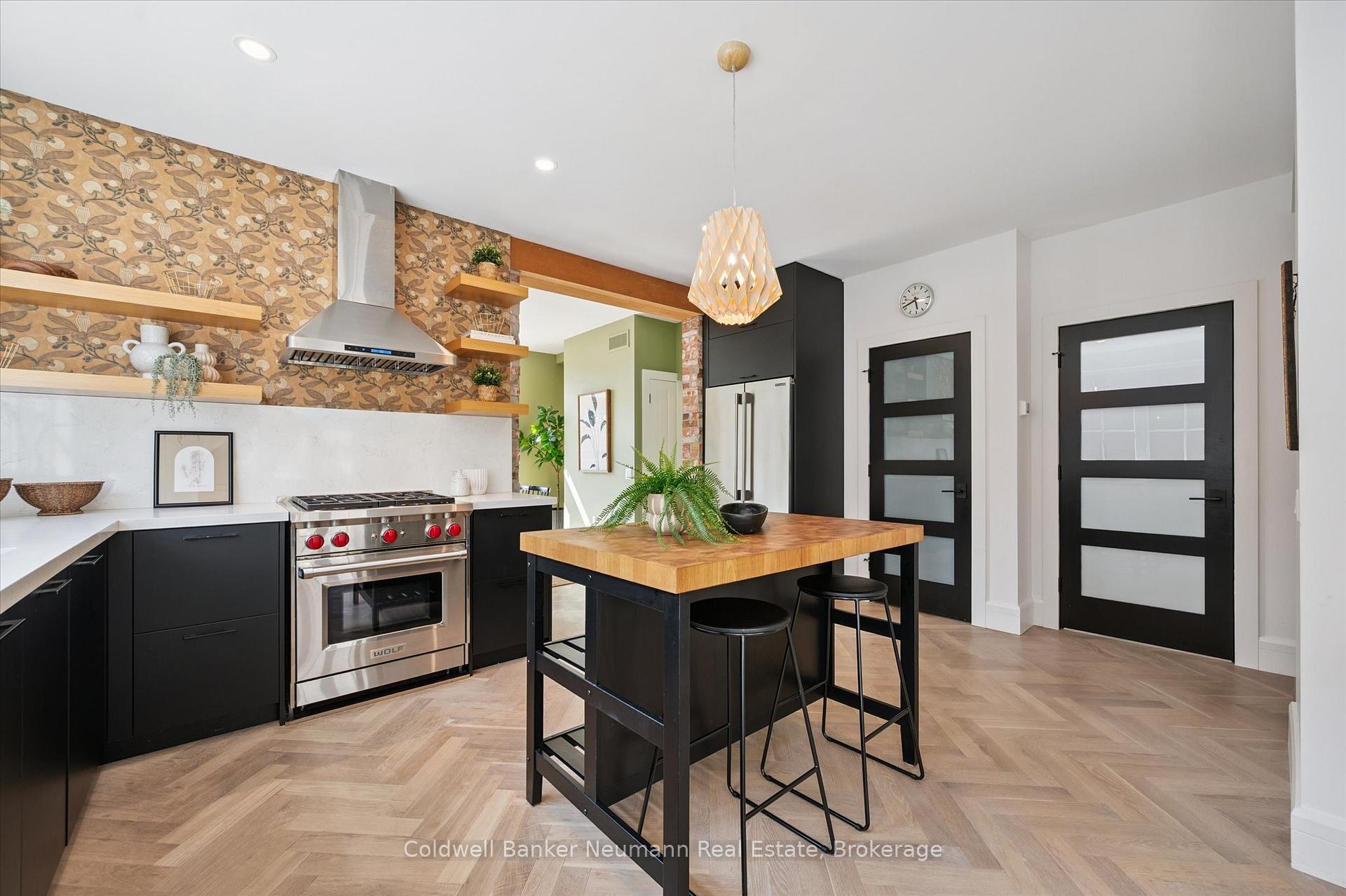 Photo 8 of 62 Kirkland Street, Guelph, Exhibition Park — HOMEH