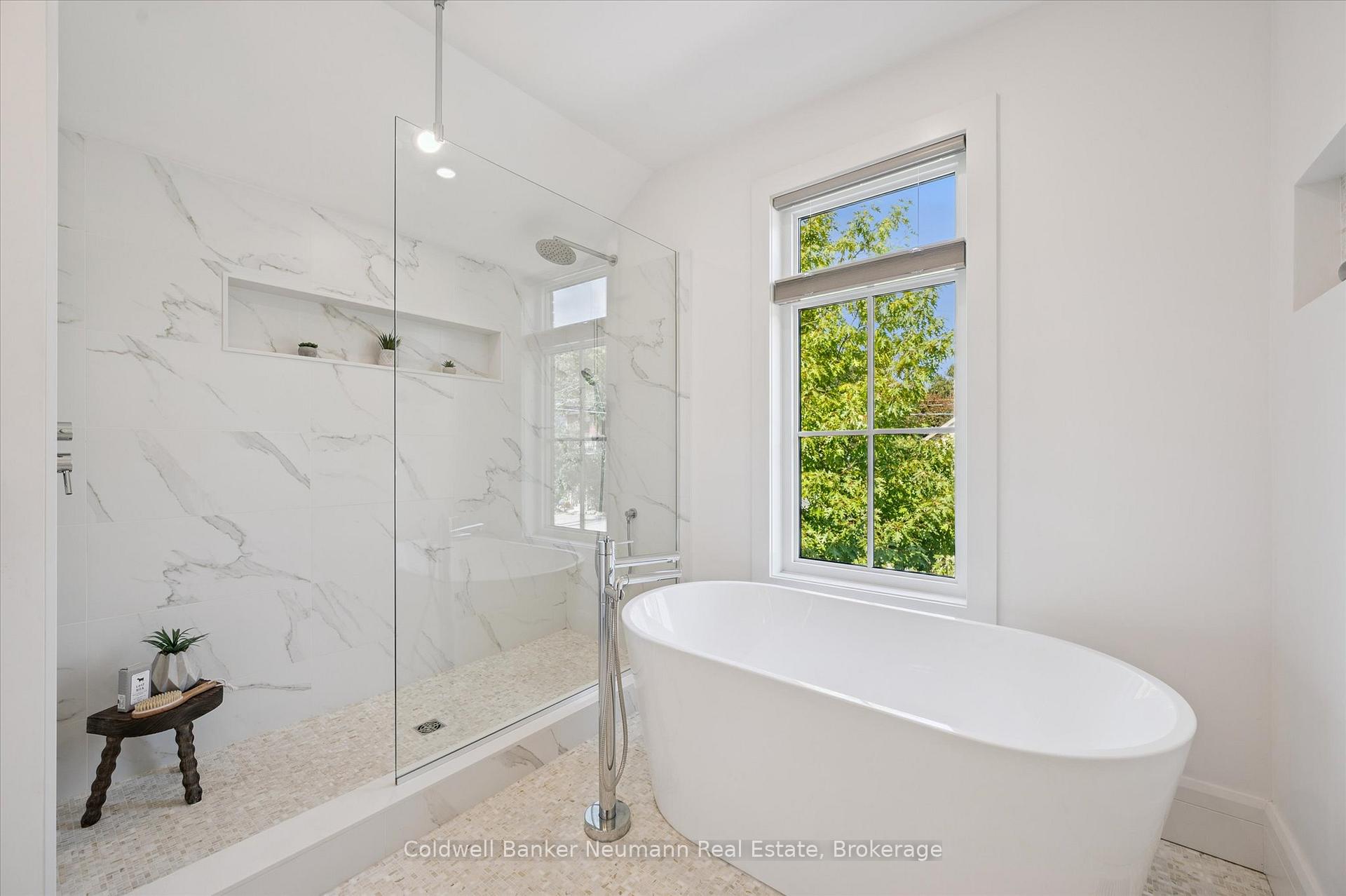 Photo 17 of 62 Kirkland Street, Guelph, Exhibition Park — HOMEH