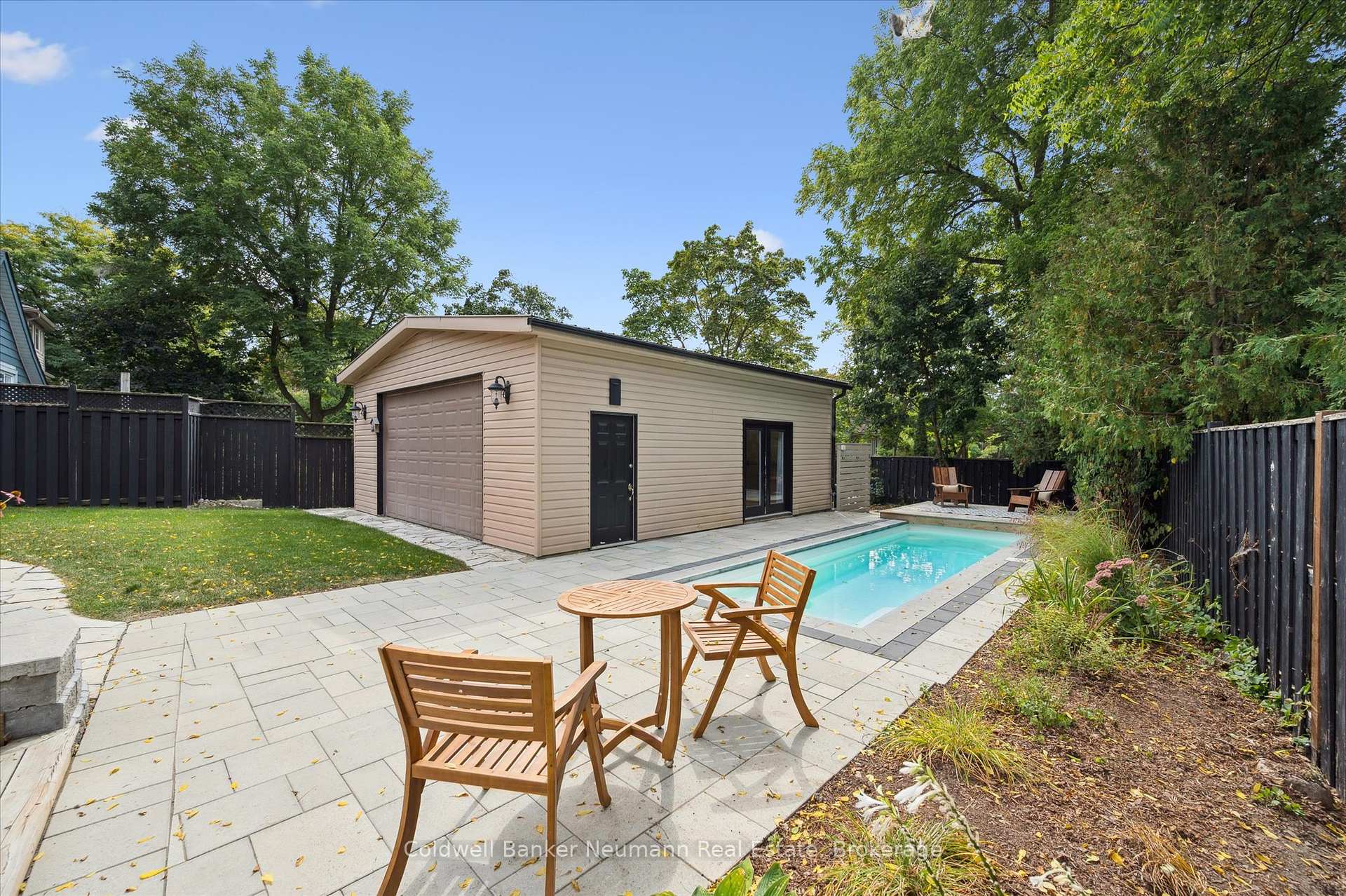 Photo 27 of 62 Kirkland Street, Guelph, Exhibition Park — HOMEH