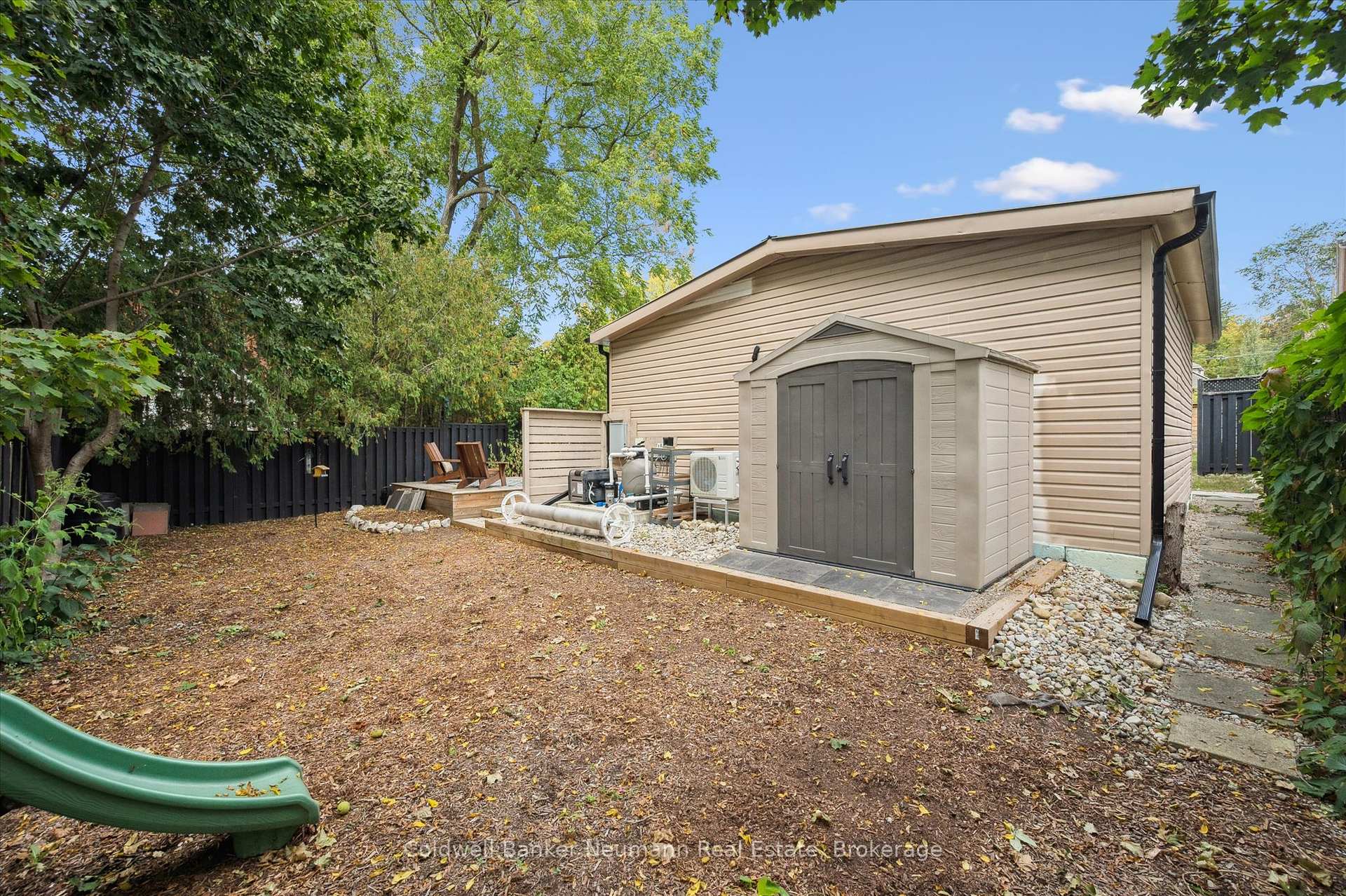Photo 33 of 62 Kirkland Street, Guelph, Exhibition Park — HOMEH
