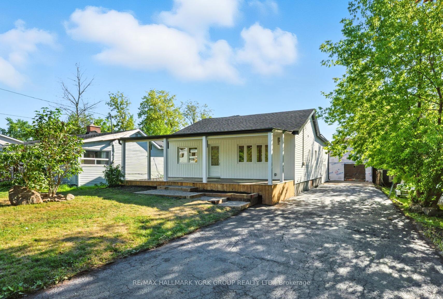 Photo 1 of 778 Sheppard Avenue, Georgina, Historic Lakeshore Communities — HOMEH