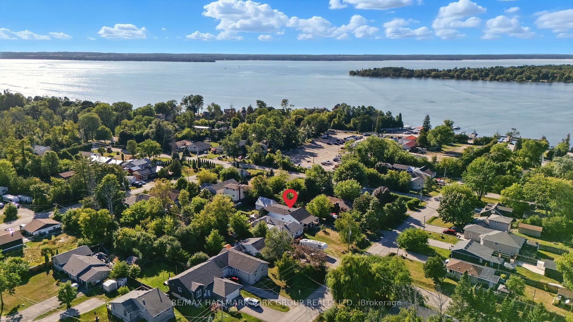 Photo 2 of 778 Sheppard Avenue, Georgina, Historic Lakeshore Communities — HOMEH