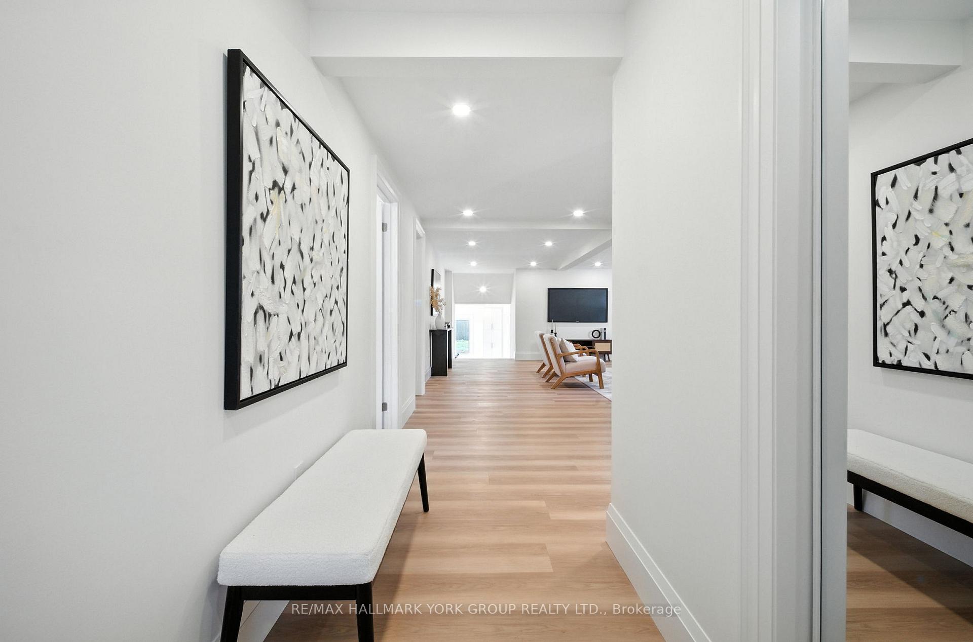 Photo 4 of 778 Sheppard Avenue, Georgina, Historic Lakeshore Communities — HOMEH