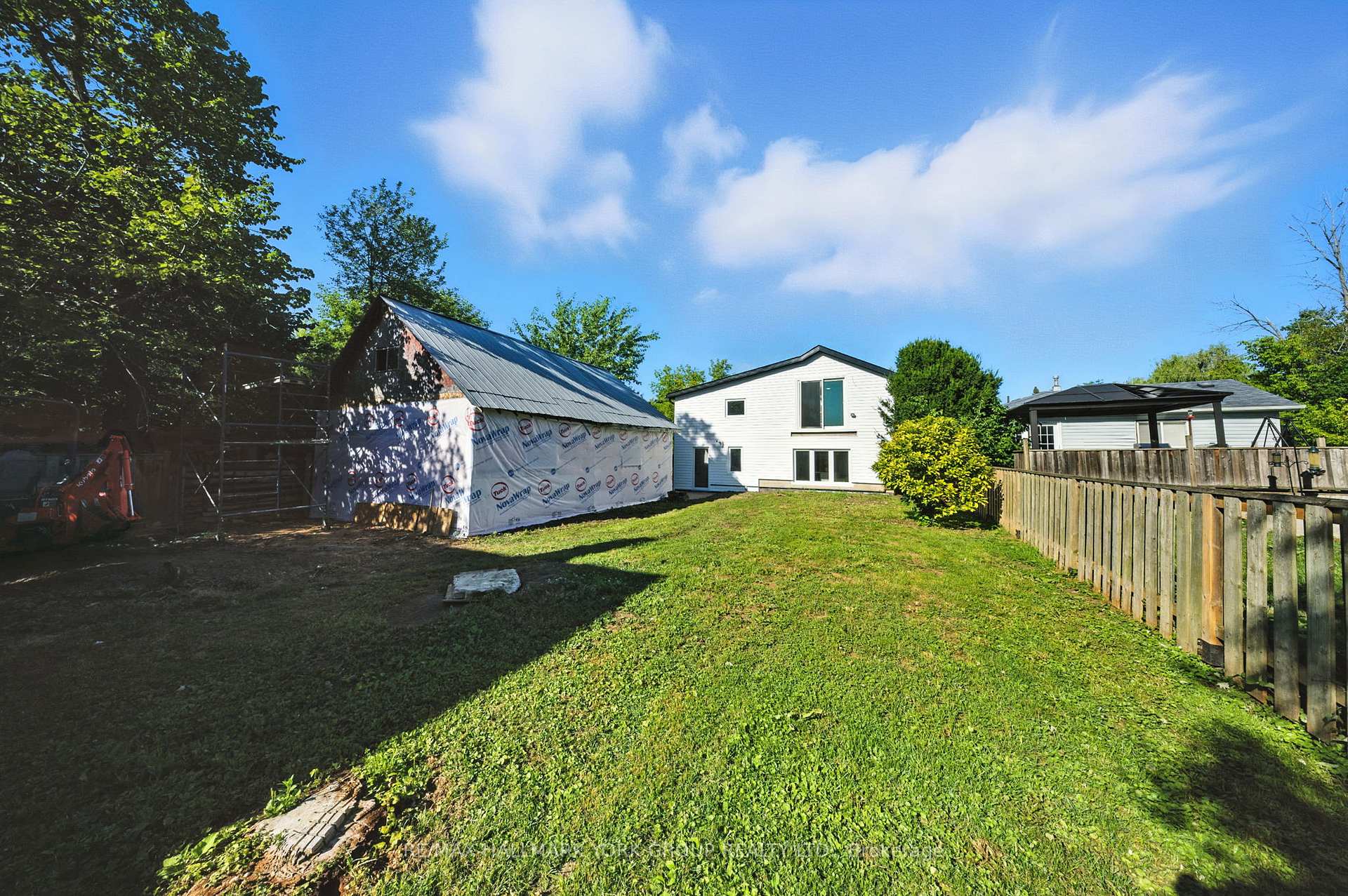 Photo 39 of 778 Sheppard Avenue, Georgina, Historic Lakeshore Communities — HOMEH