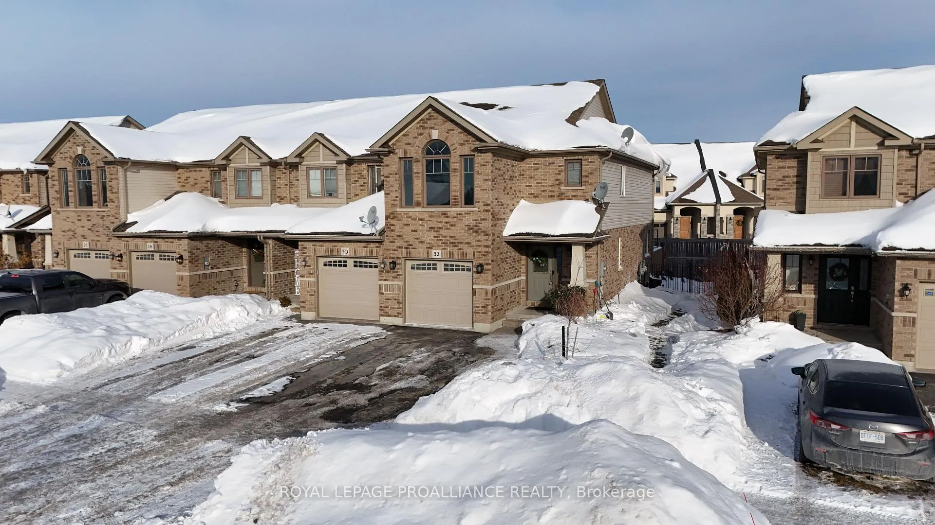 Photo 3 of 32 Princeton Place, Belleville, Thurlow Ward — HOMEH