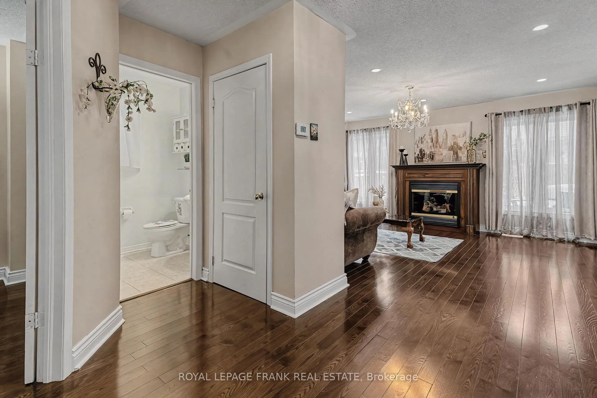 Photo 5 of 129 Stillwell Lane, Clarington, Newcastle — HOMEH